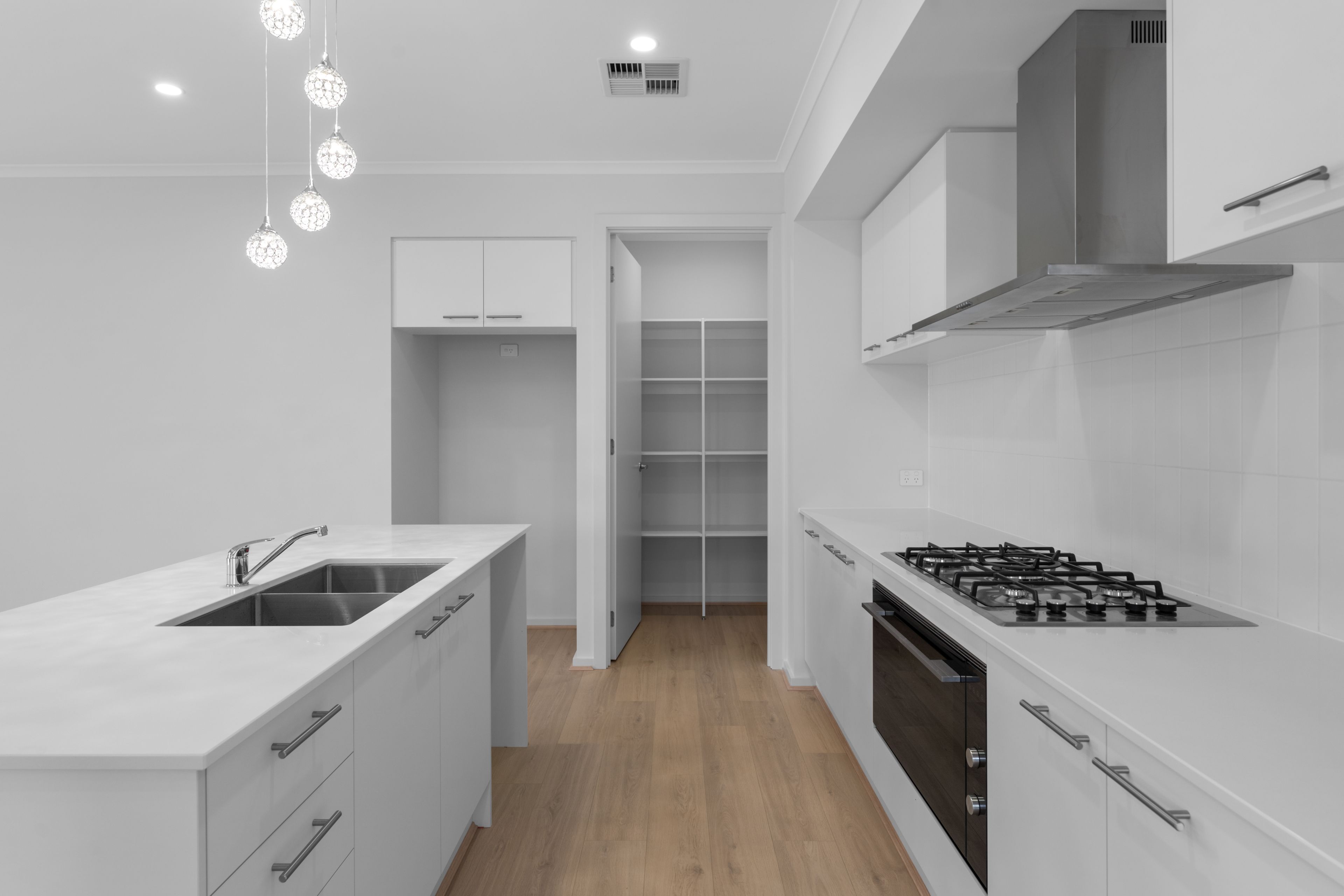 35 Murray Avenue, Clearview, SA 5085