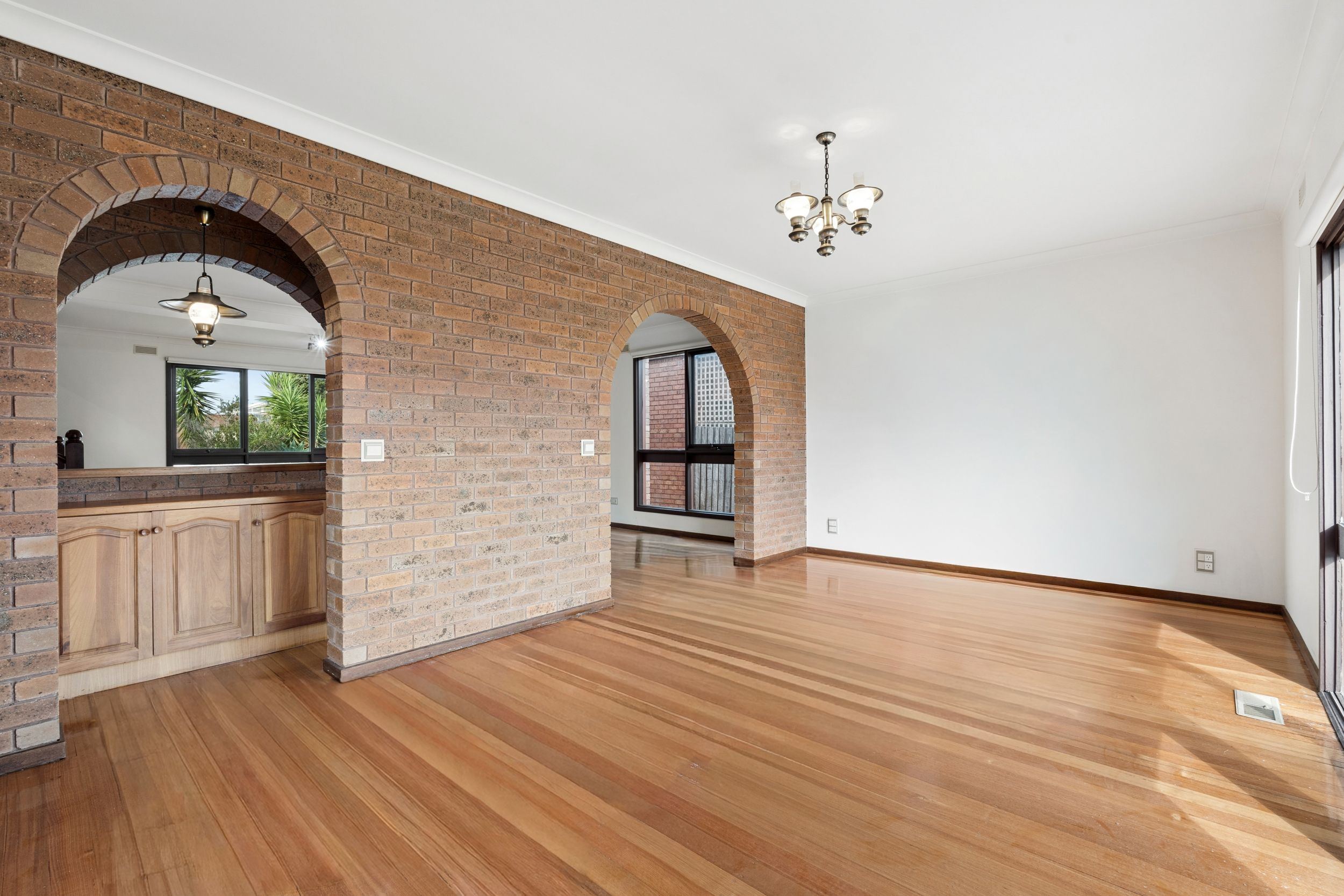 35 Willow Drive — photo 6 of 14