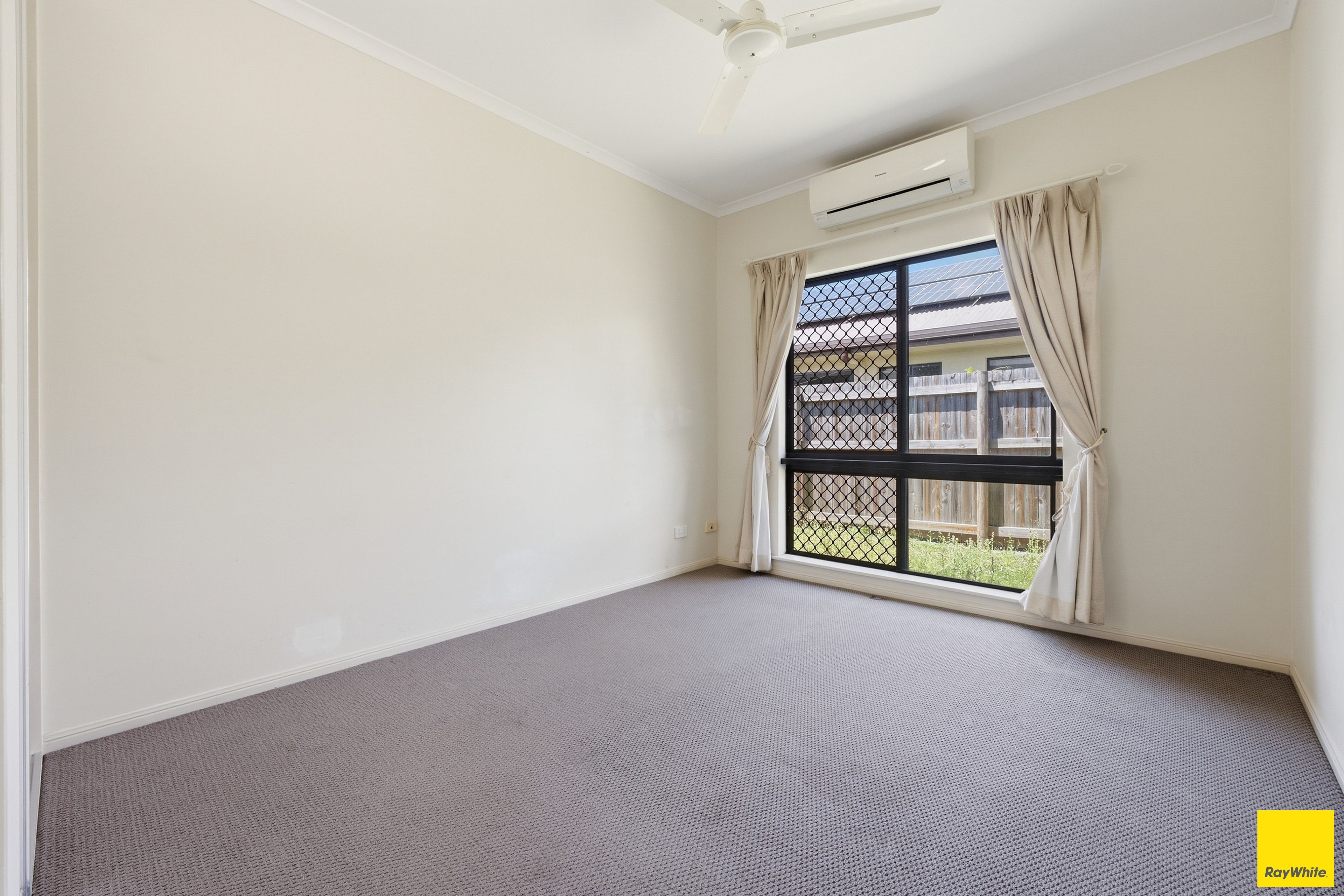 25 Selwyn Circuit — photo 10 of 24