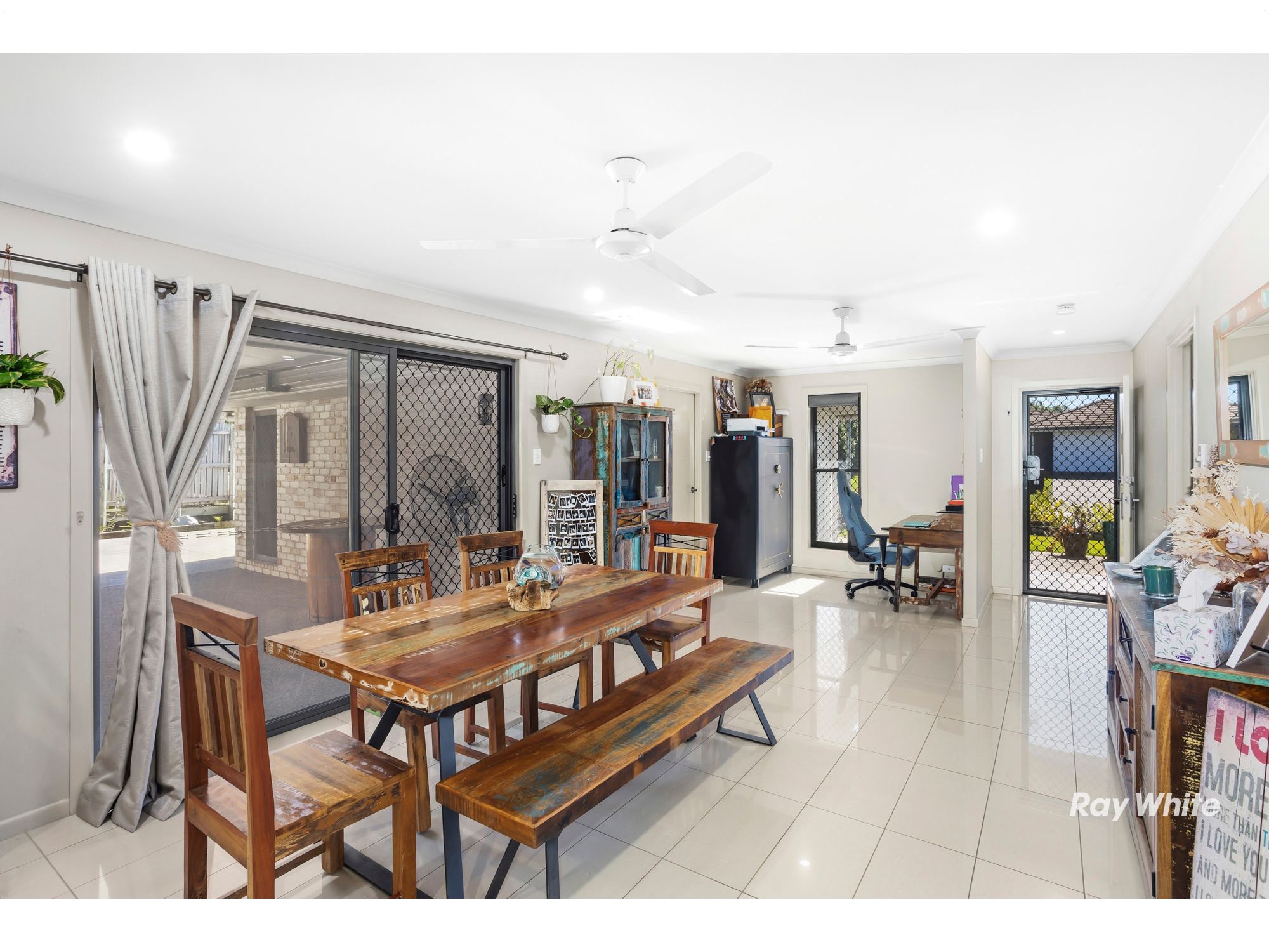 7 Cunningham Court — photo 9 of 18