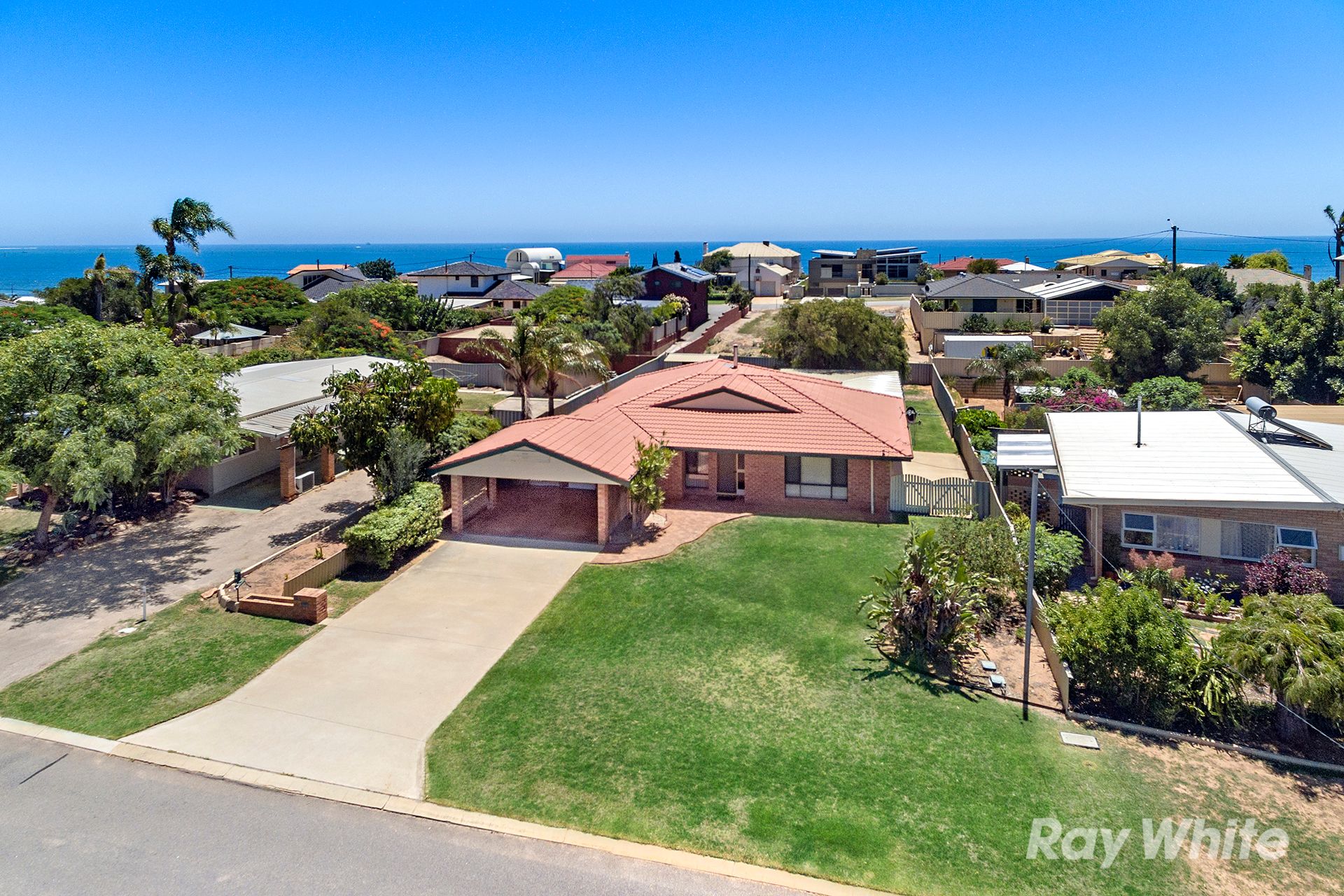 25 Lorna Street, Beresford, WA 6530