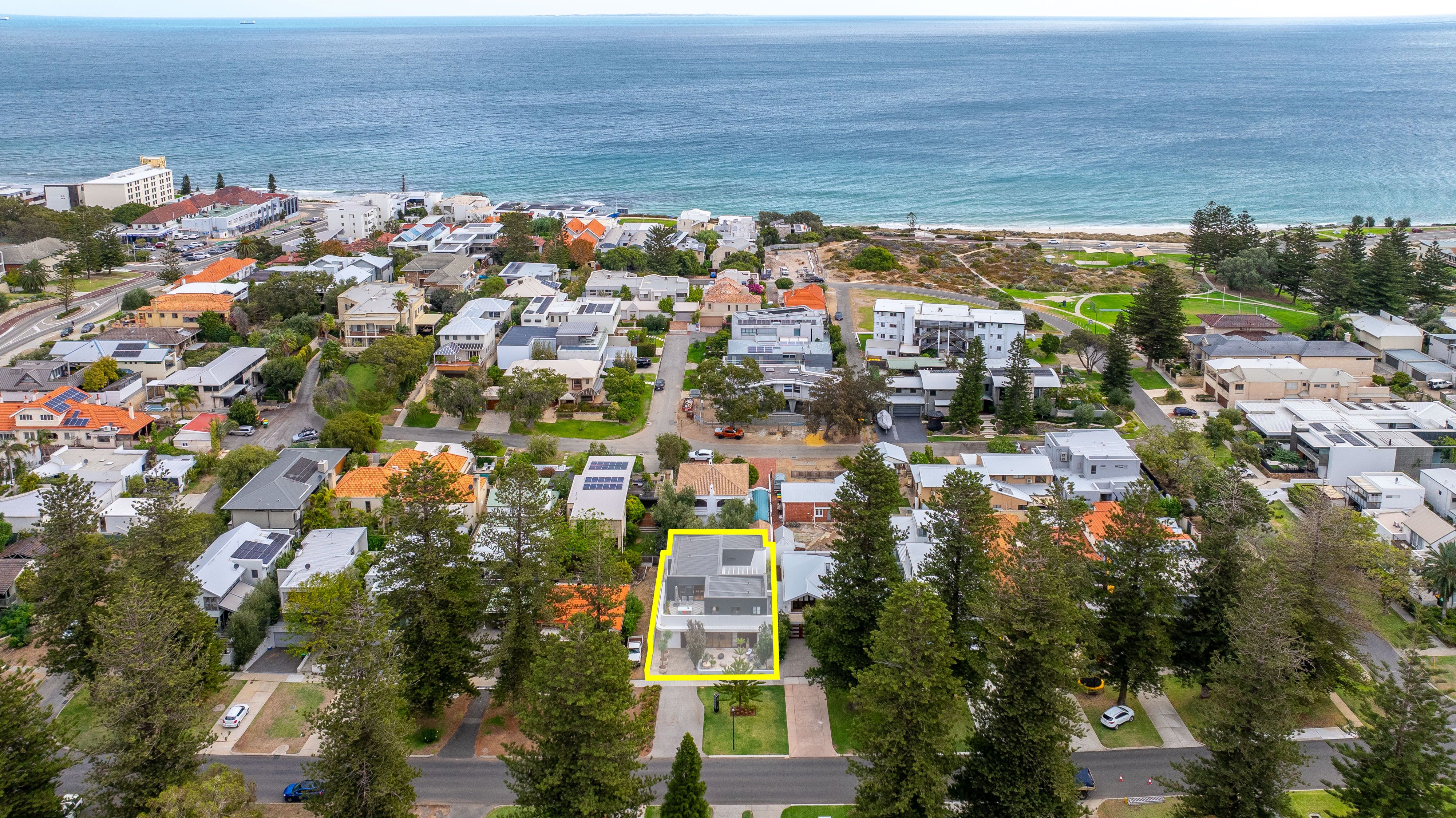 165 Broome Street, Cottesloe, WA 6011
