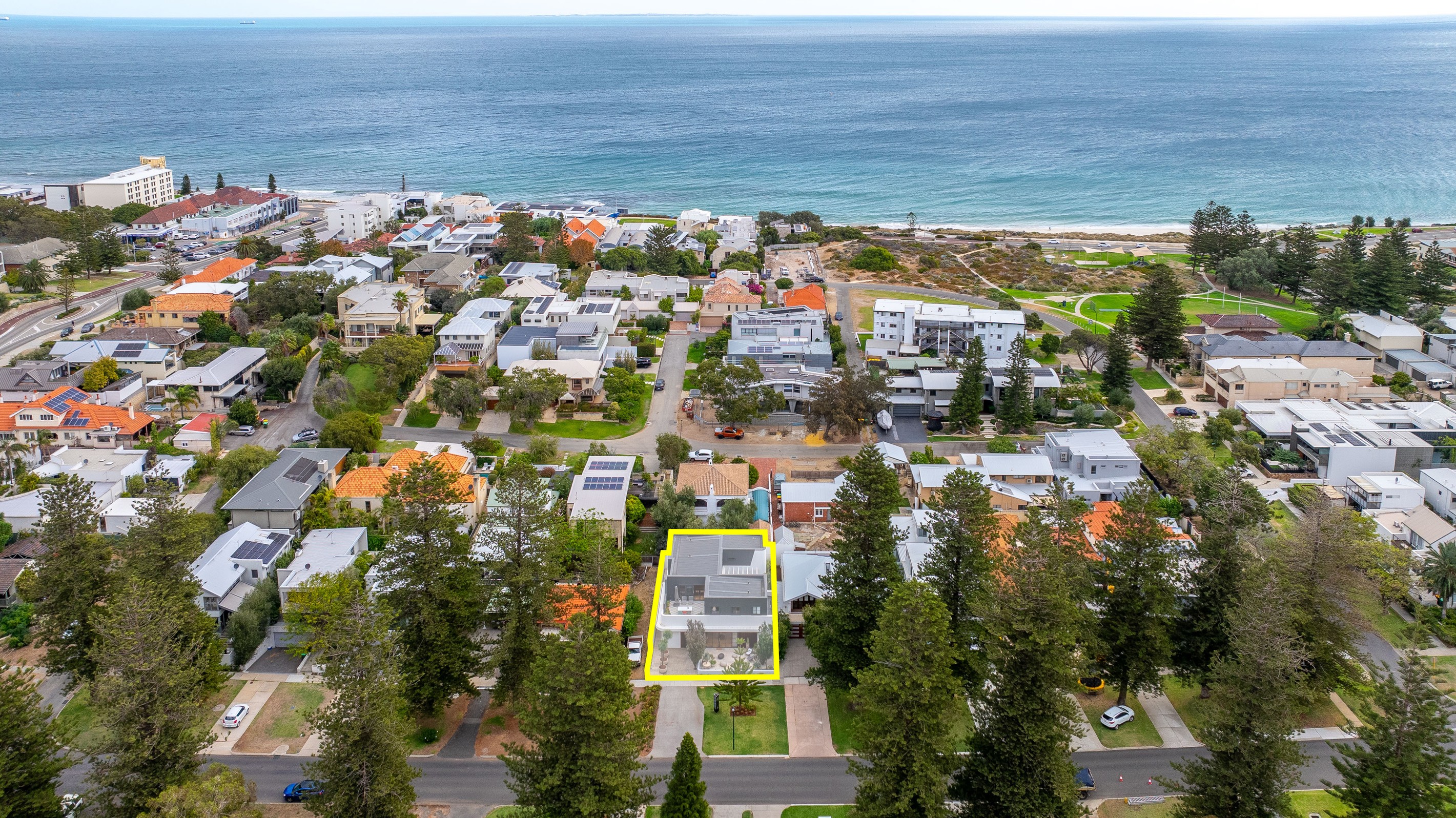 165 Broome Street, Cottesloe, WA 6011