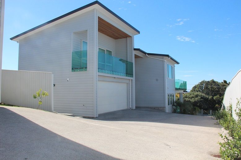 138B Beach Road, Castor Bay, North Shore City