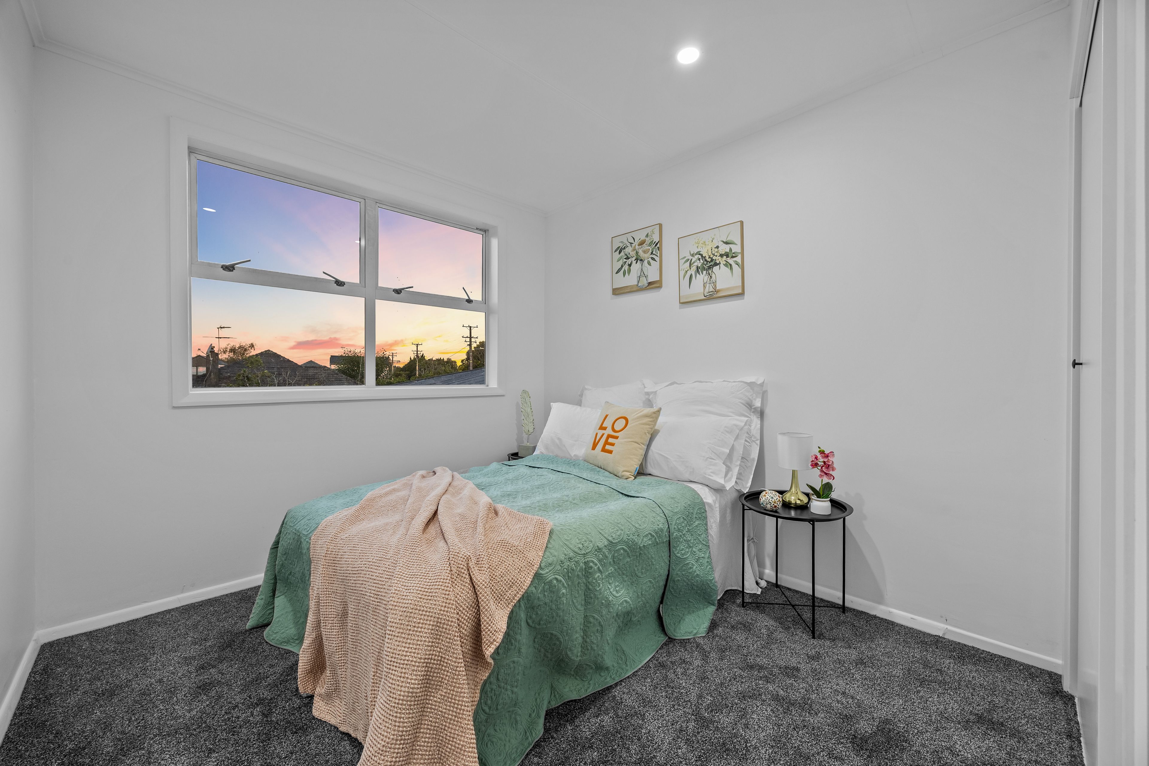 1/2 Enderby Drive, Te Atatu Peninsula, Waitakere City