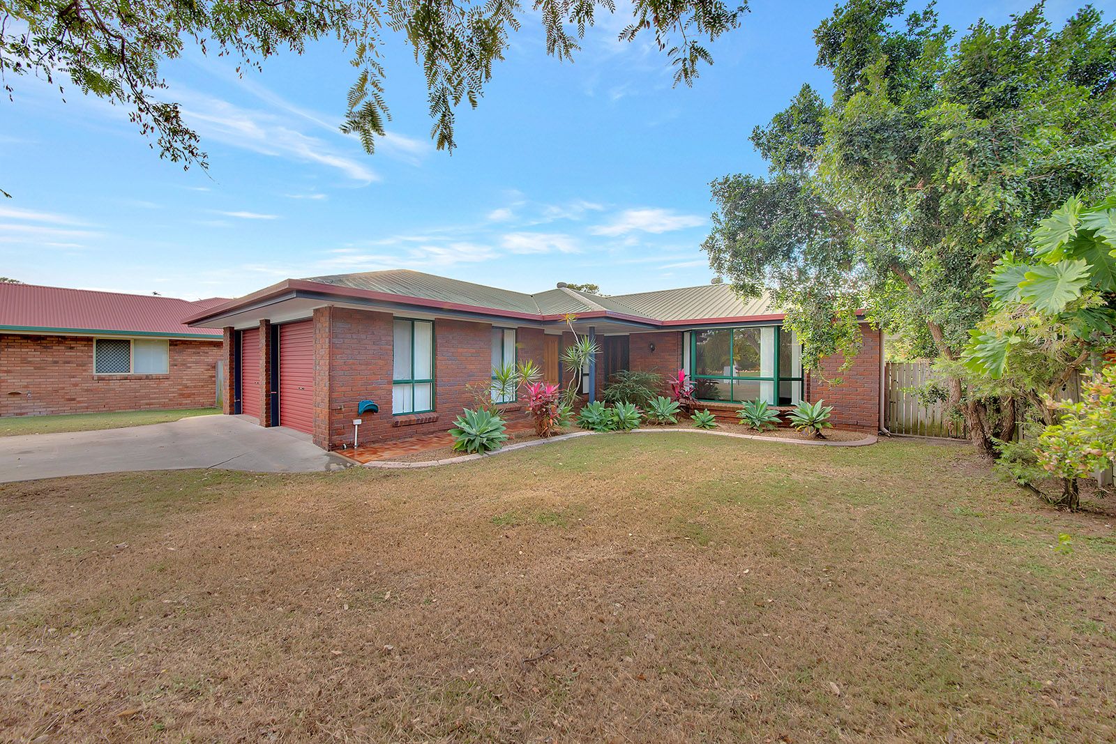 53 Geoffrey Thomas Drive, Tannum Sands QLD 4680