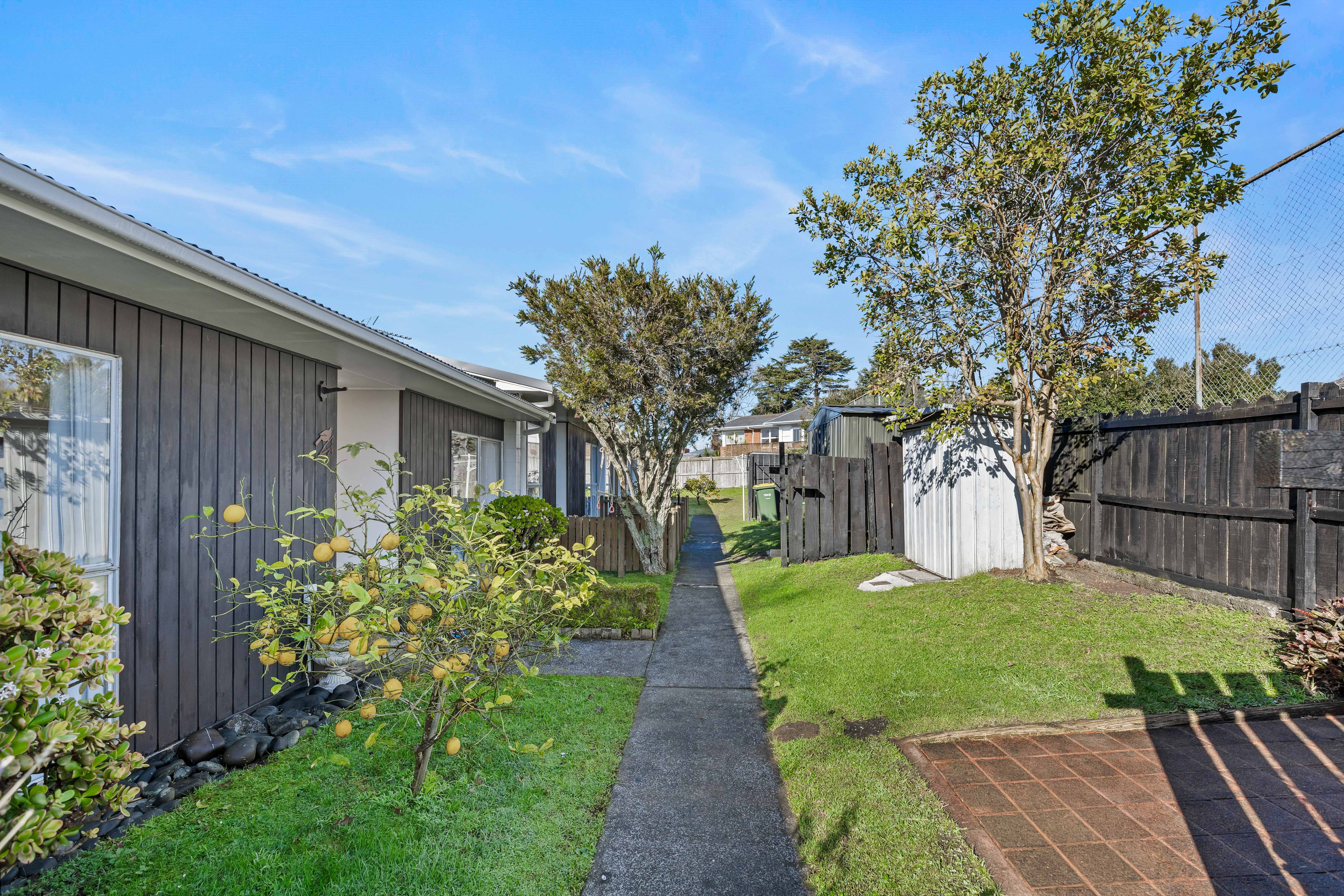 4/109A Te Atatu Road, Te Atatu South, Waitakere City