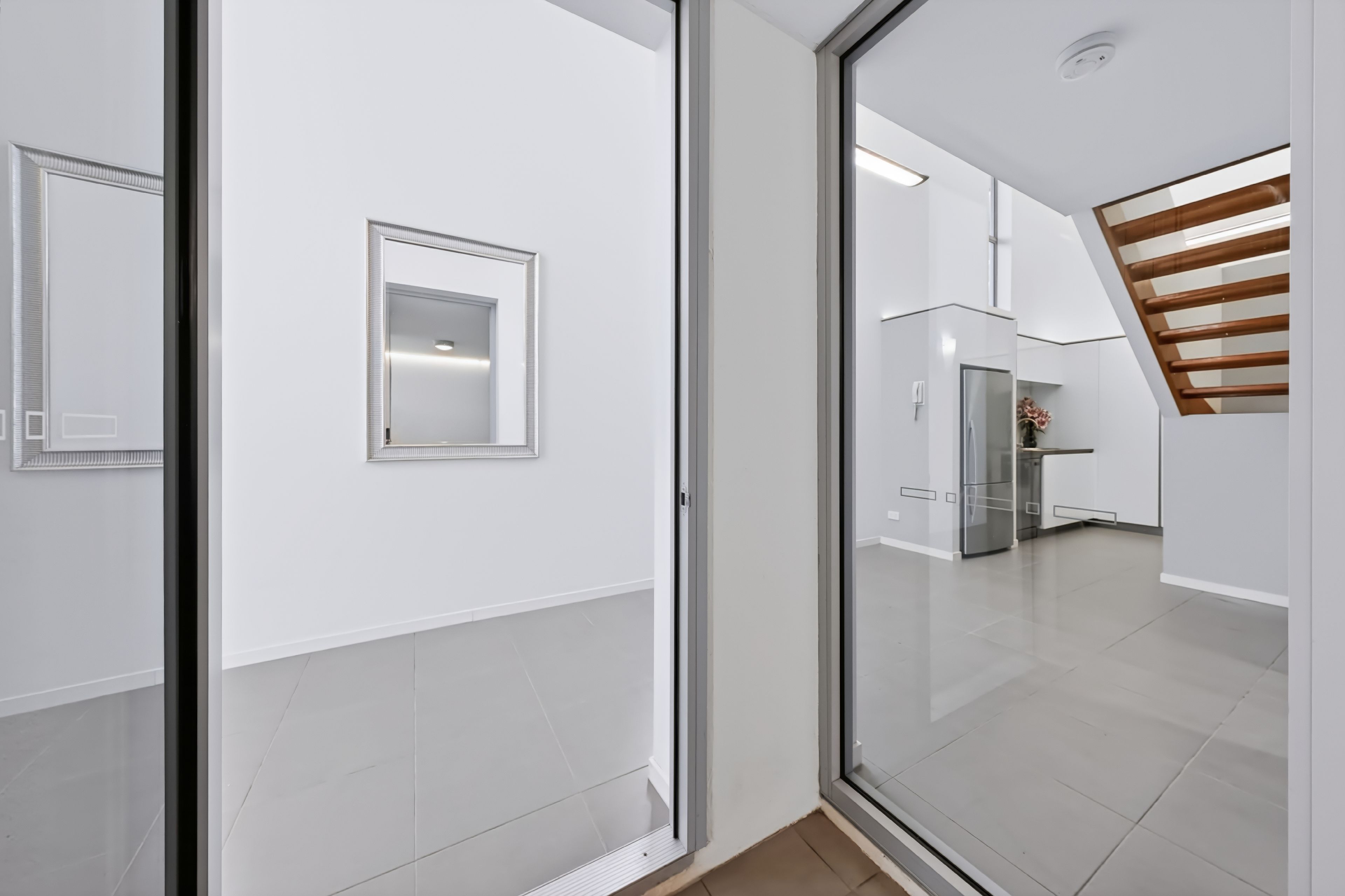 4/15 Walsh Street — photo 12 of 29