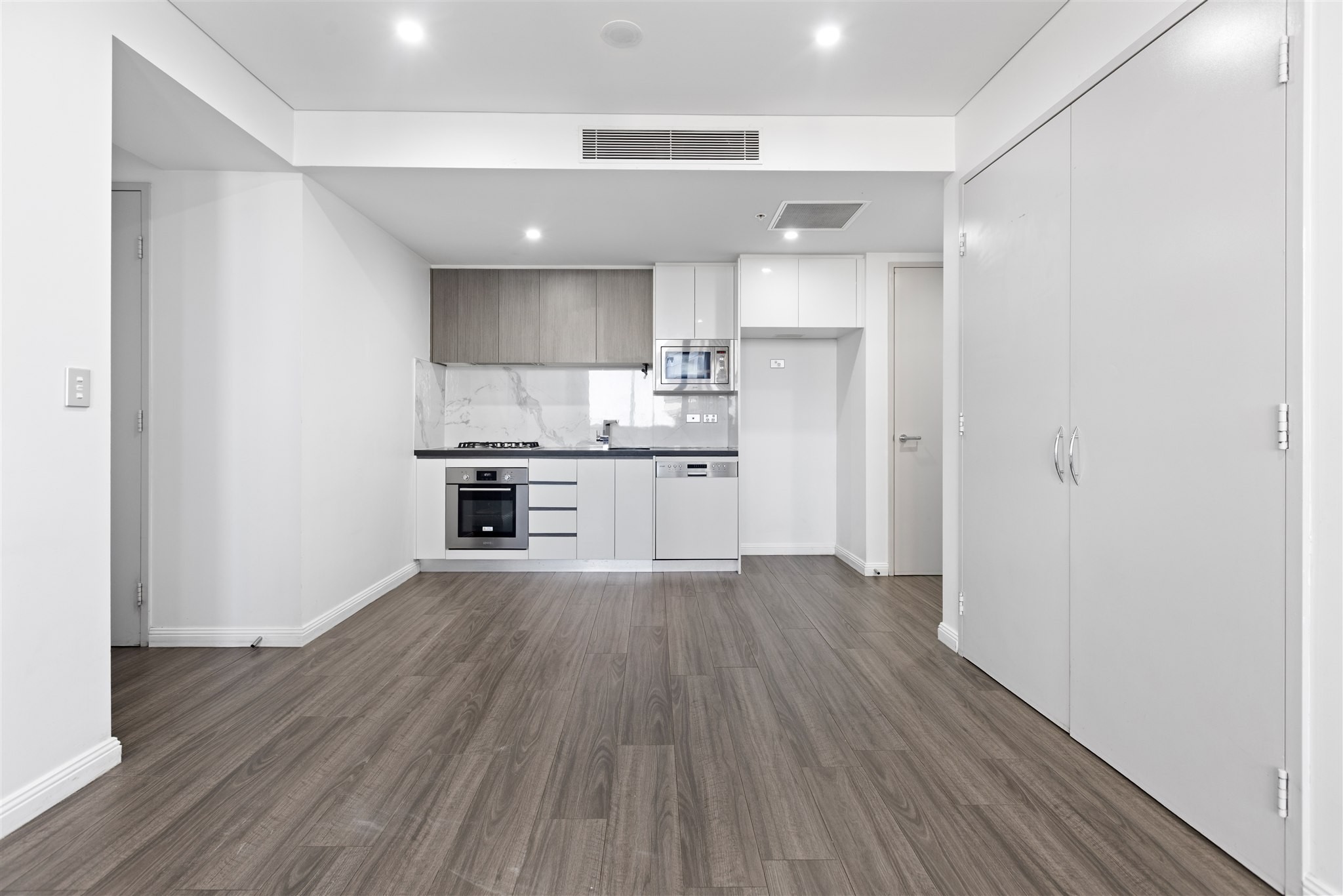 2008/330 Church Street, Parramatta, NSW 2150