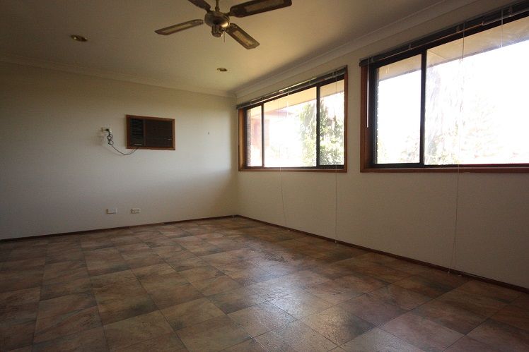 104 Longhurst Road, Minto, NSW 2566
