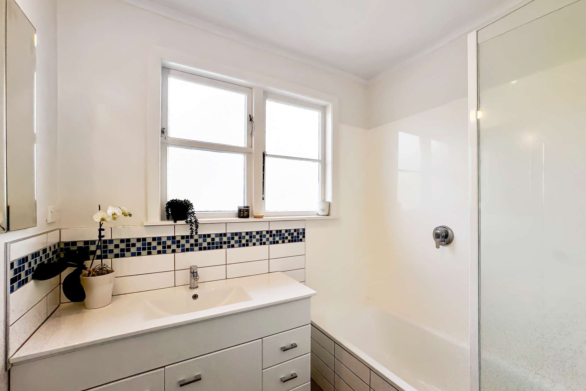 5 Curzon Street photo 9
