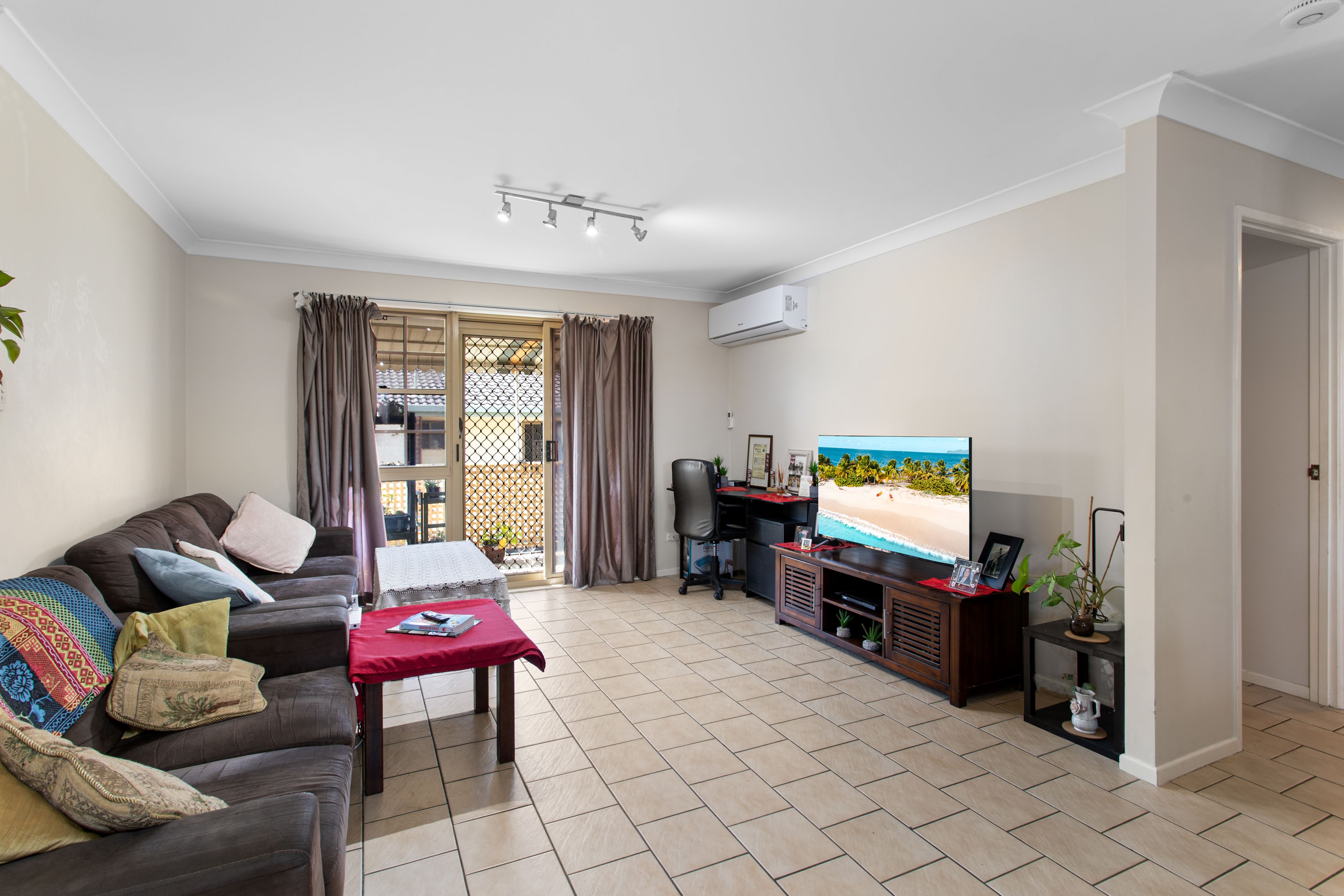 5/2A Landsborough Avenue — photo 5 of 13