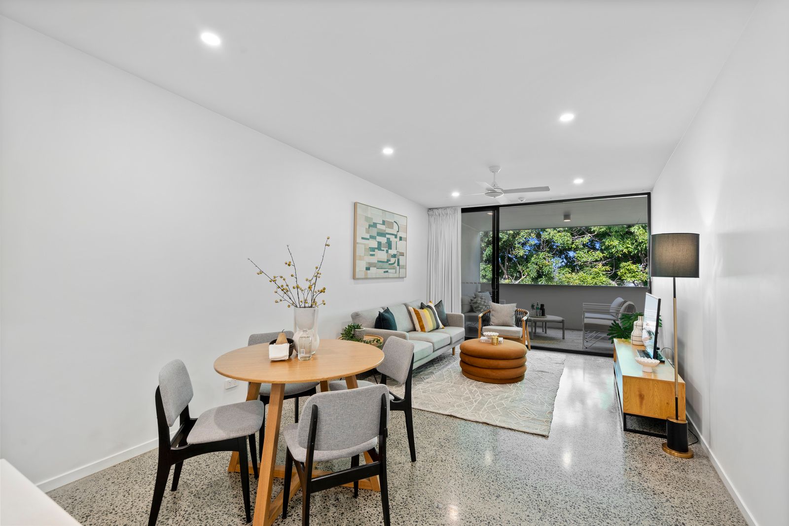 204/27 Ekibin Road — photo 5 of 20