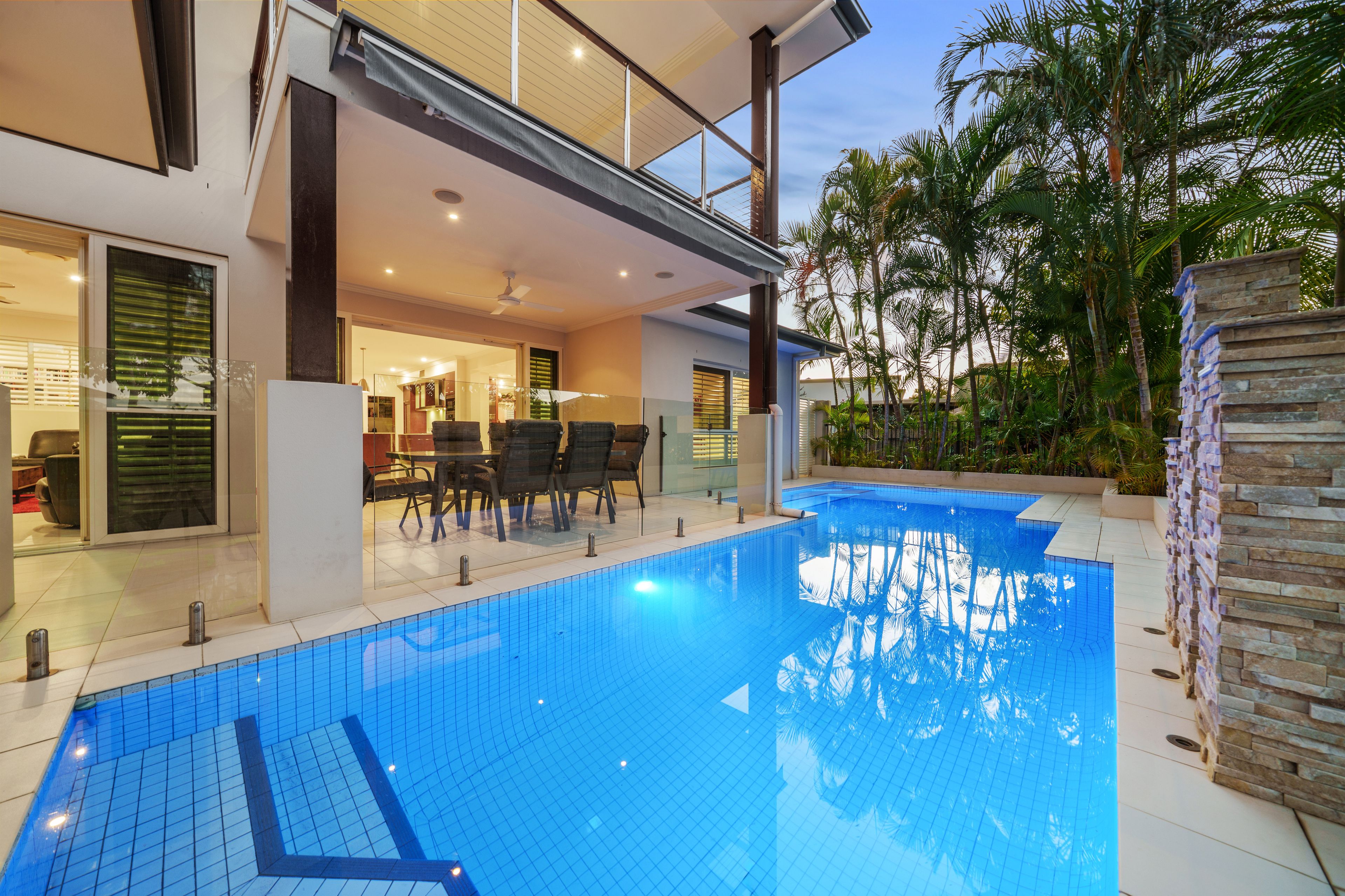 2864 Virginia Drive, Hope Island, QLD 4212