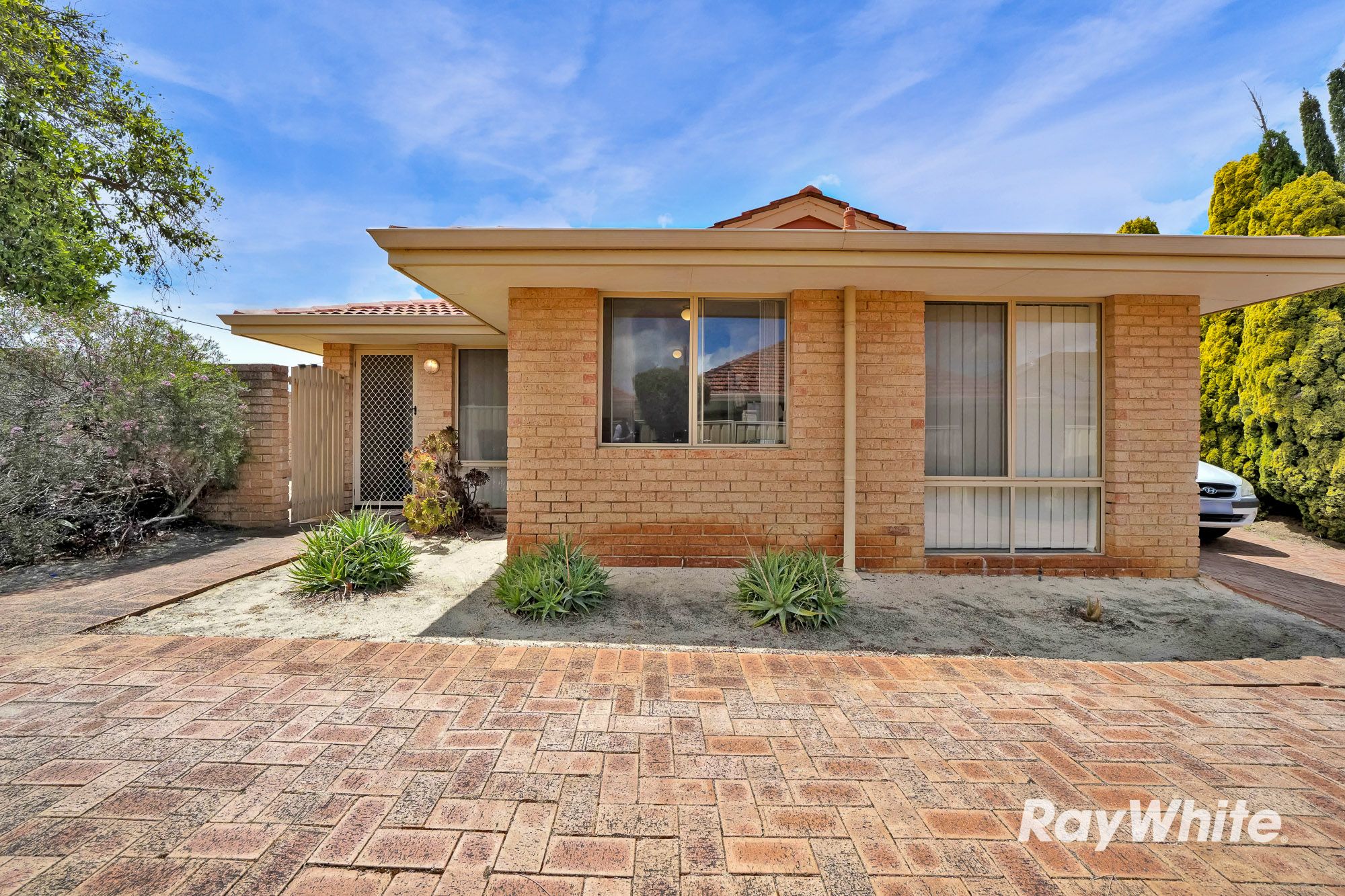 1,2,3/6 Barr Street — photo 3 of 29