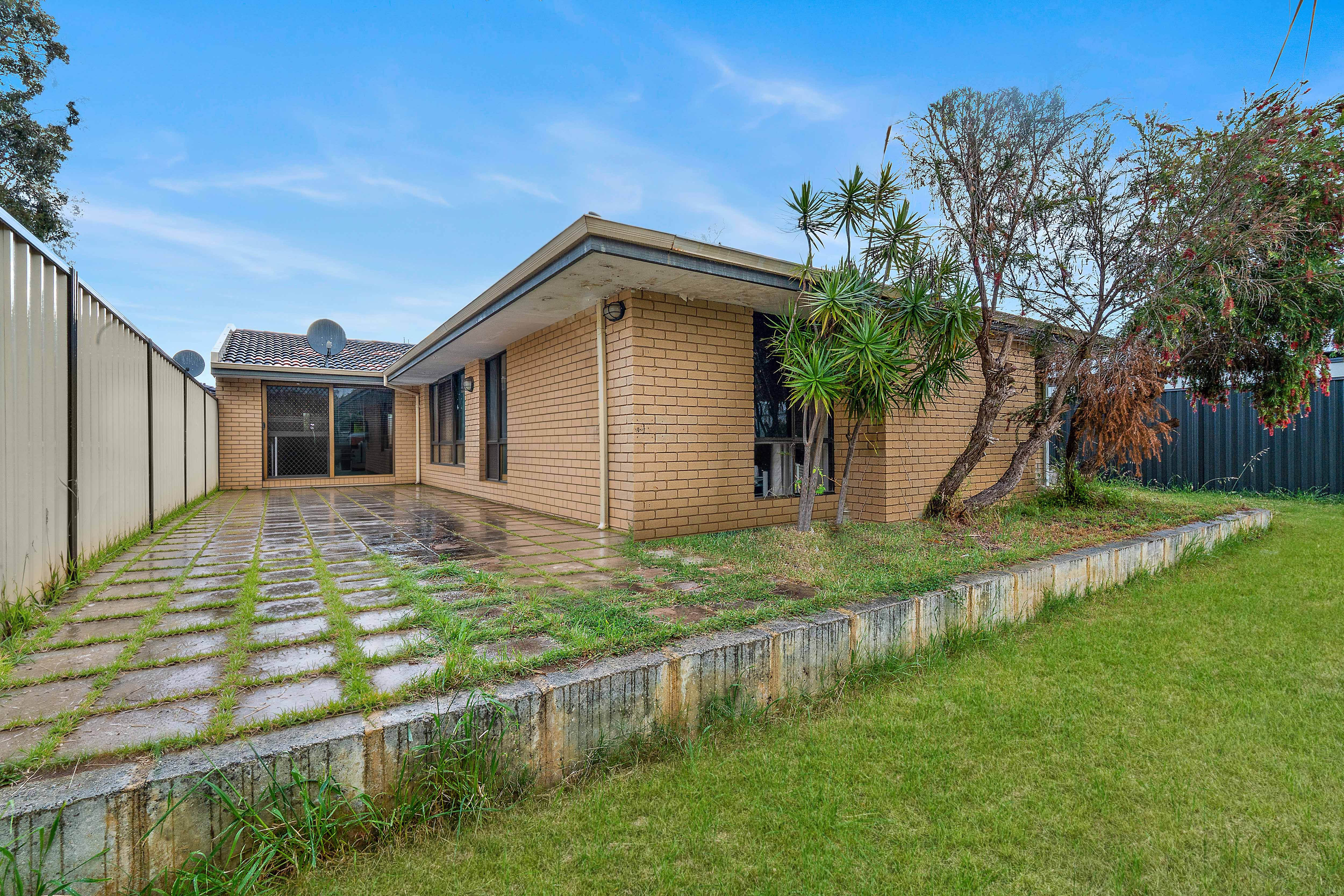 31 Huggins Road — photo 17 of 18