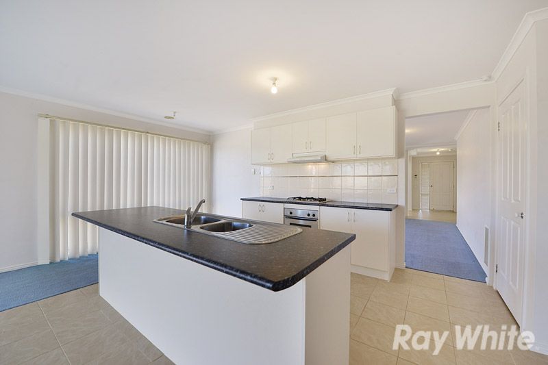 88 Earlsfield Drive, Berwick, VIC 3806
