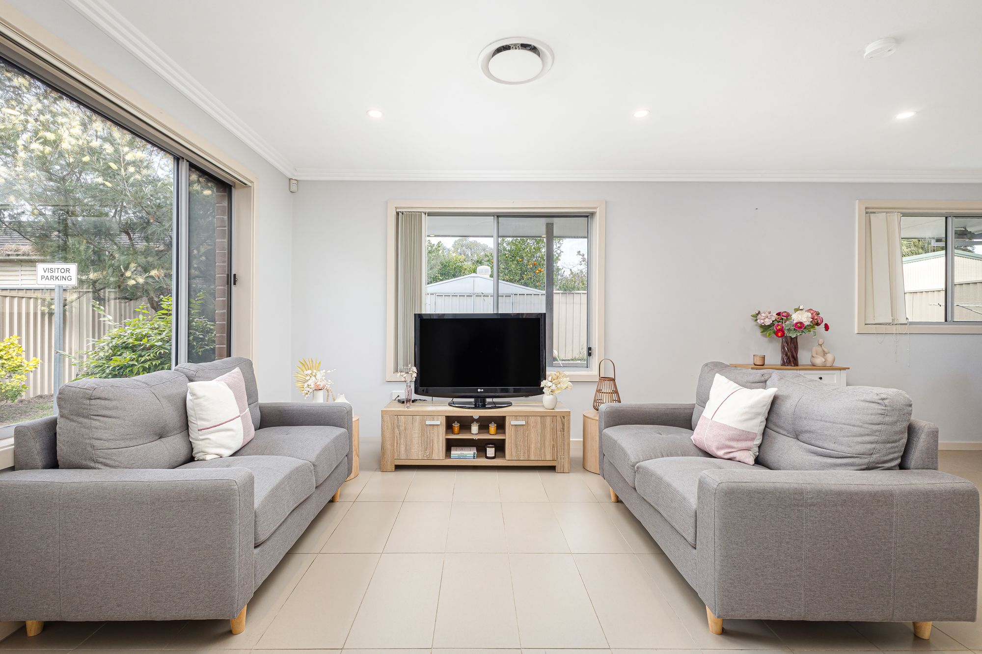 6/34-36 Canberra Street — photo 4 of 15
