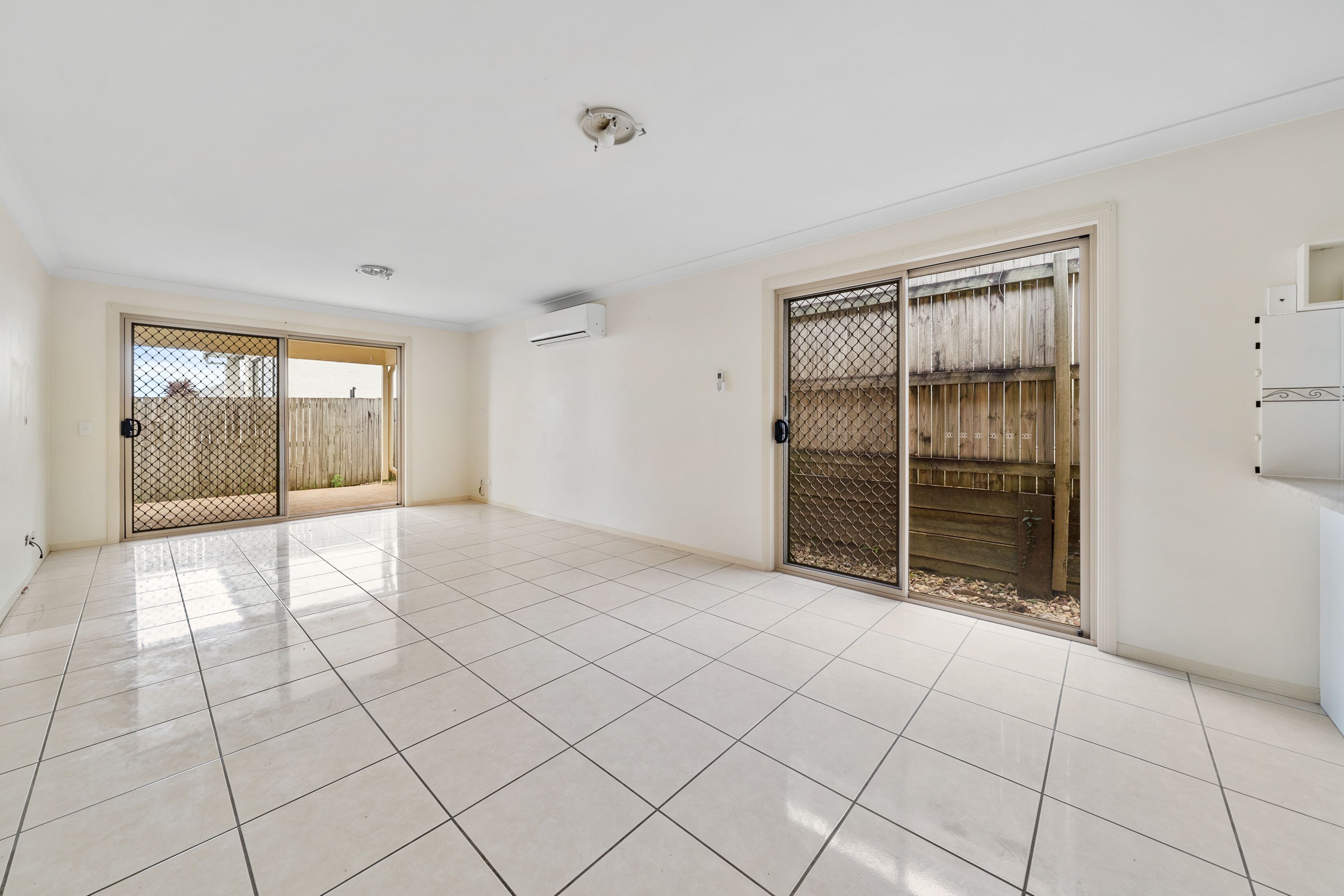 5 Gloucester Street, Waterford, QLD 4133