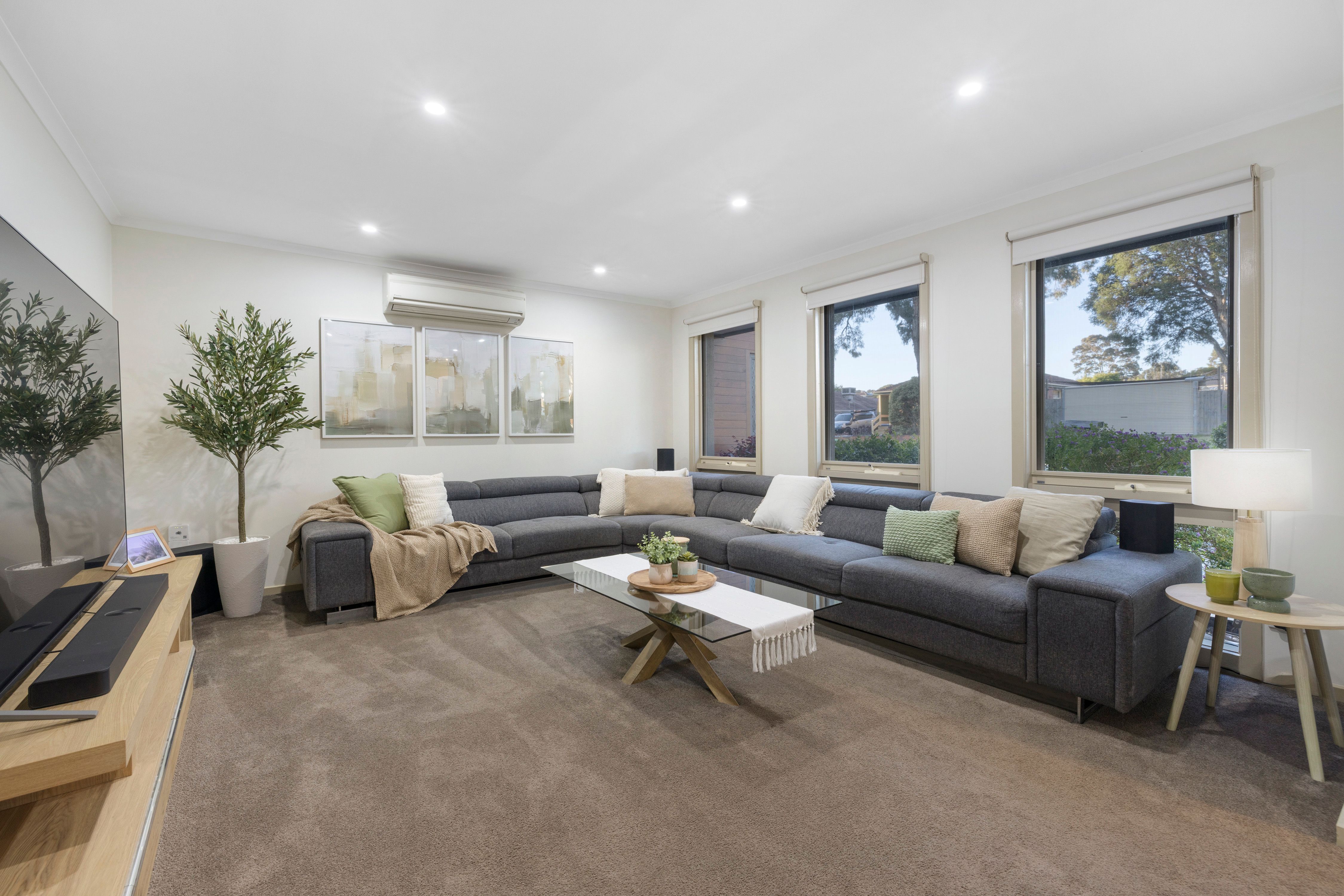30 Tamboon Drive — photo 3 of 27