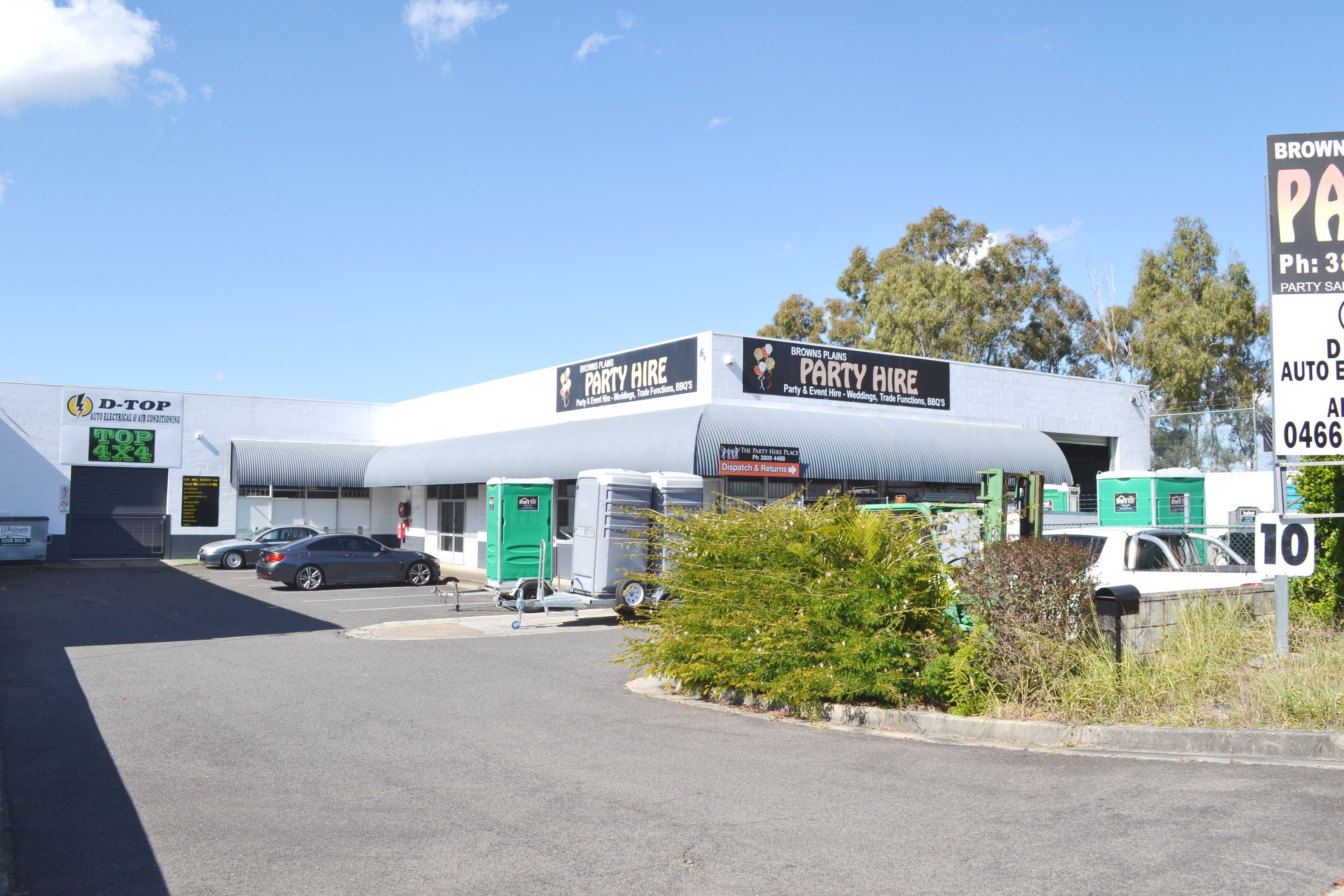 2/10 Central Court, Hillcrest, QLD 4118