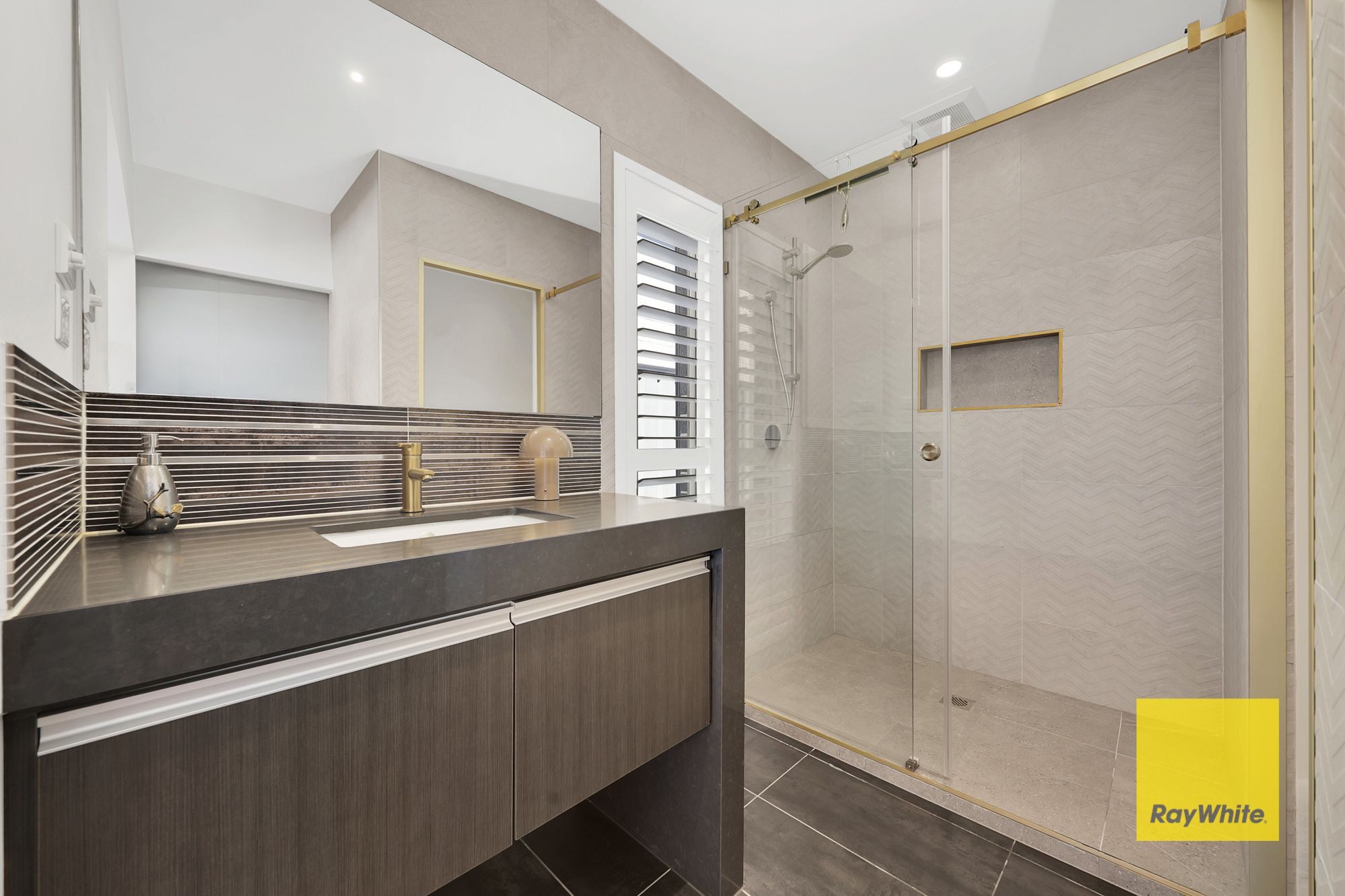 47 Huntington Drive — photo 16 of 19
