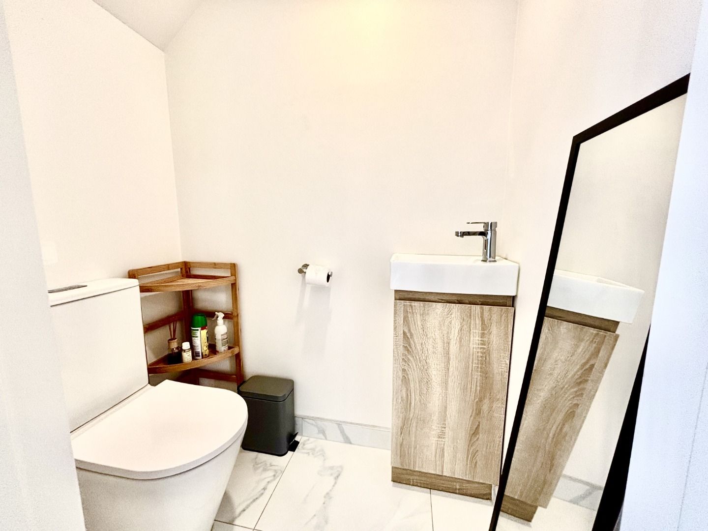 2/28 Smythe Road, Henderson, Waitakere City