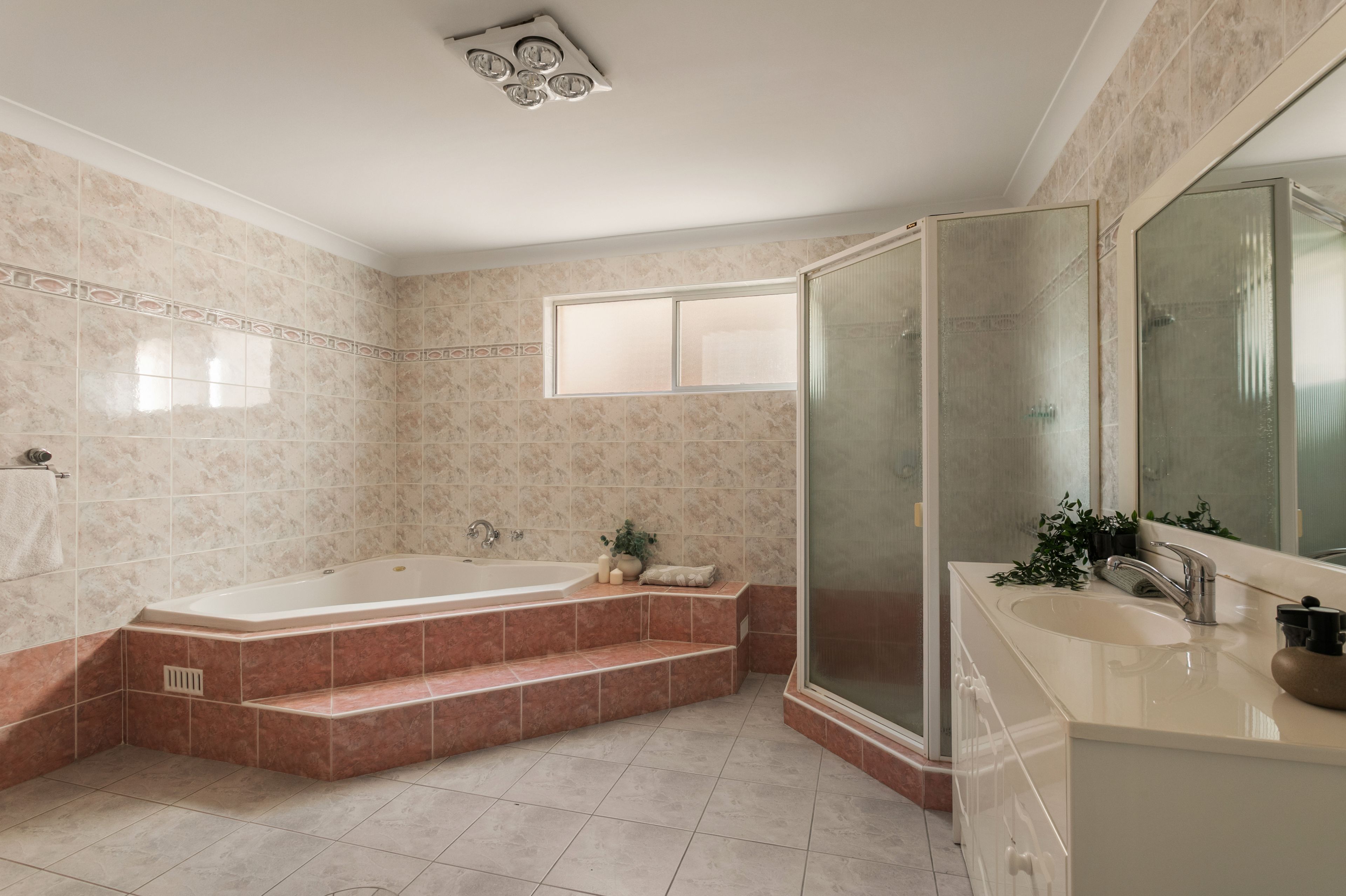 29 Irvine Street — photo 12 of 19