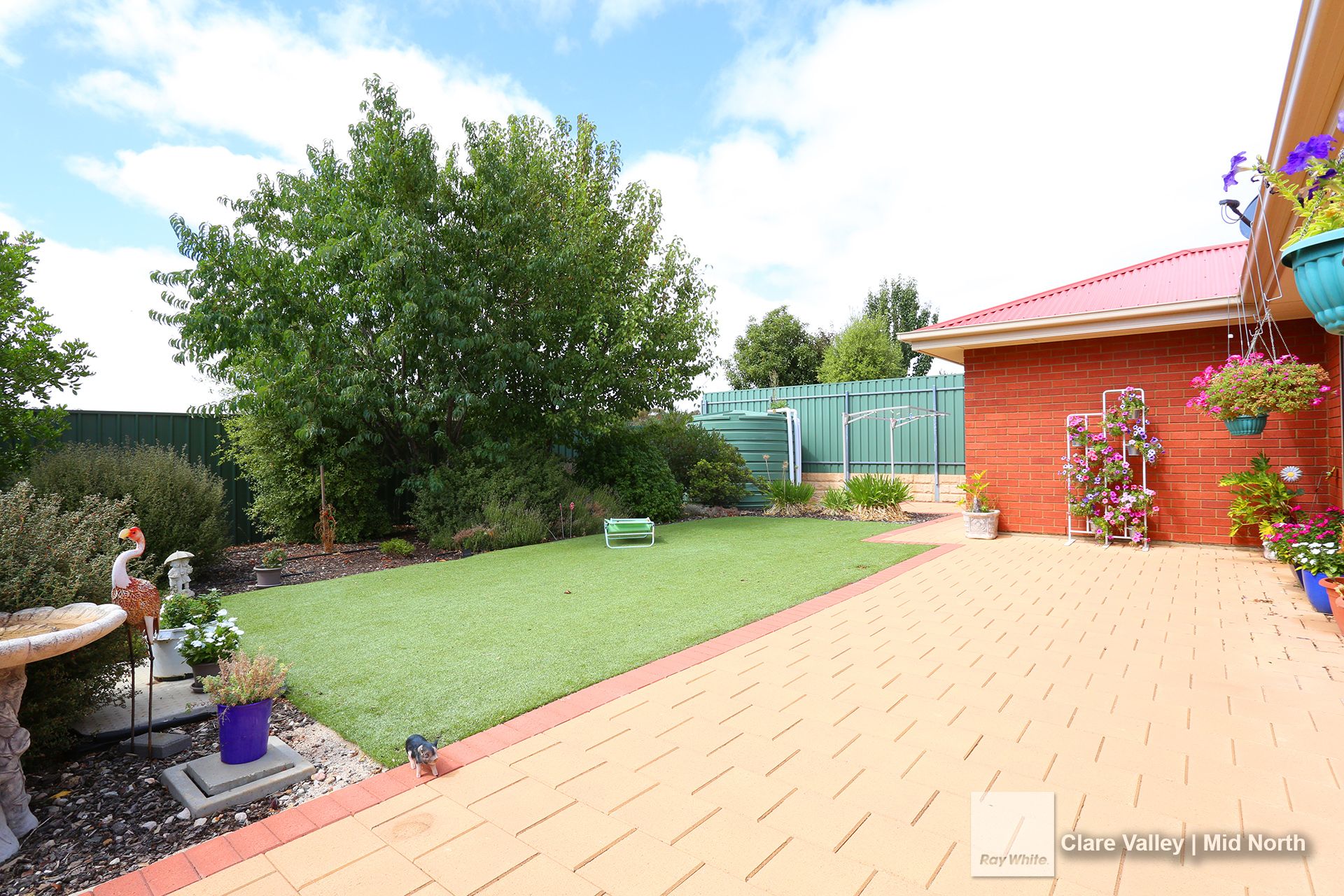 11 Tamblyn Street, Clare, SA 5453