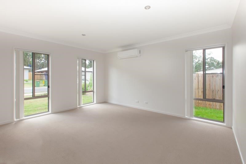 37 Tamatea Drive, Bellbird Park, QLD 4300