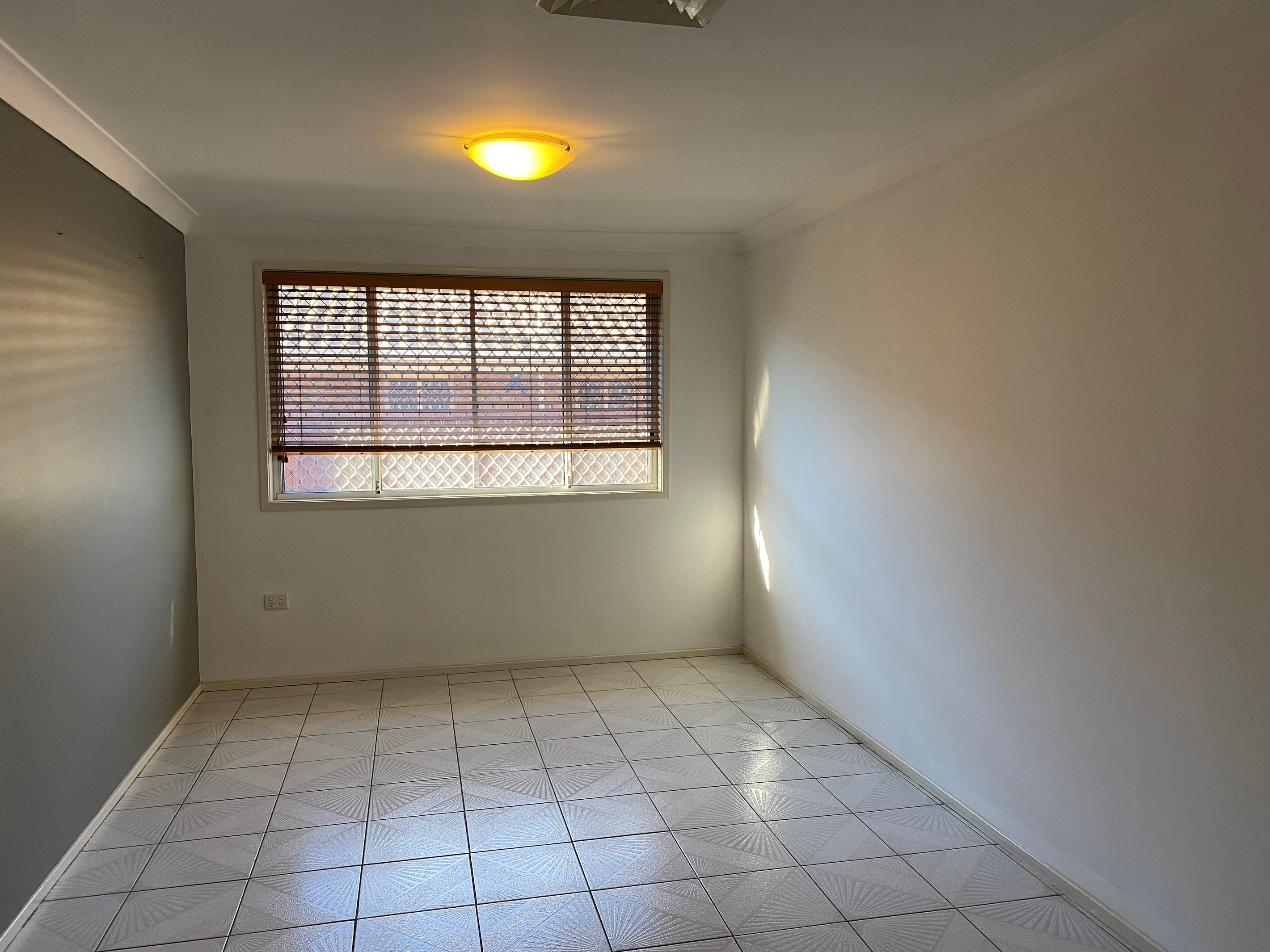 129 Cockatiel Circuit, Green Valley, NSW 2168