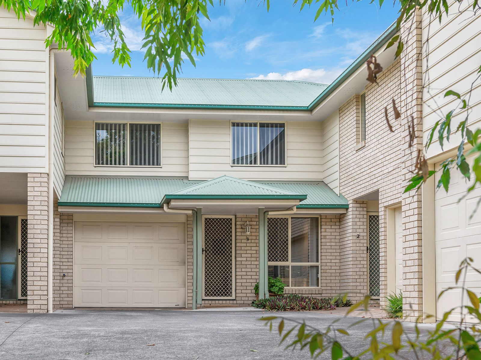 594 Sherwood Road, Sherwood QLD 4075