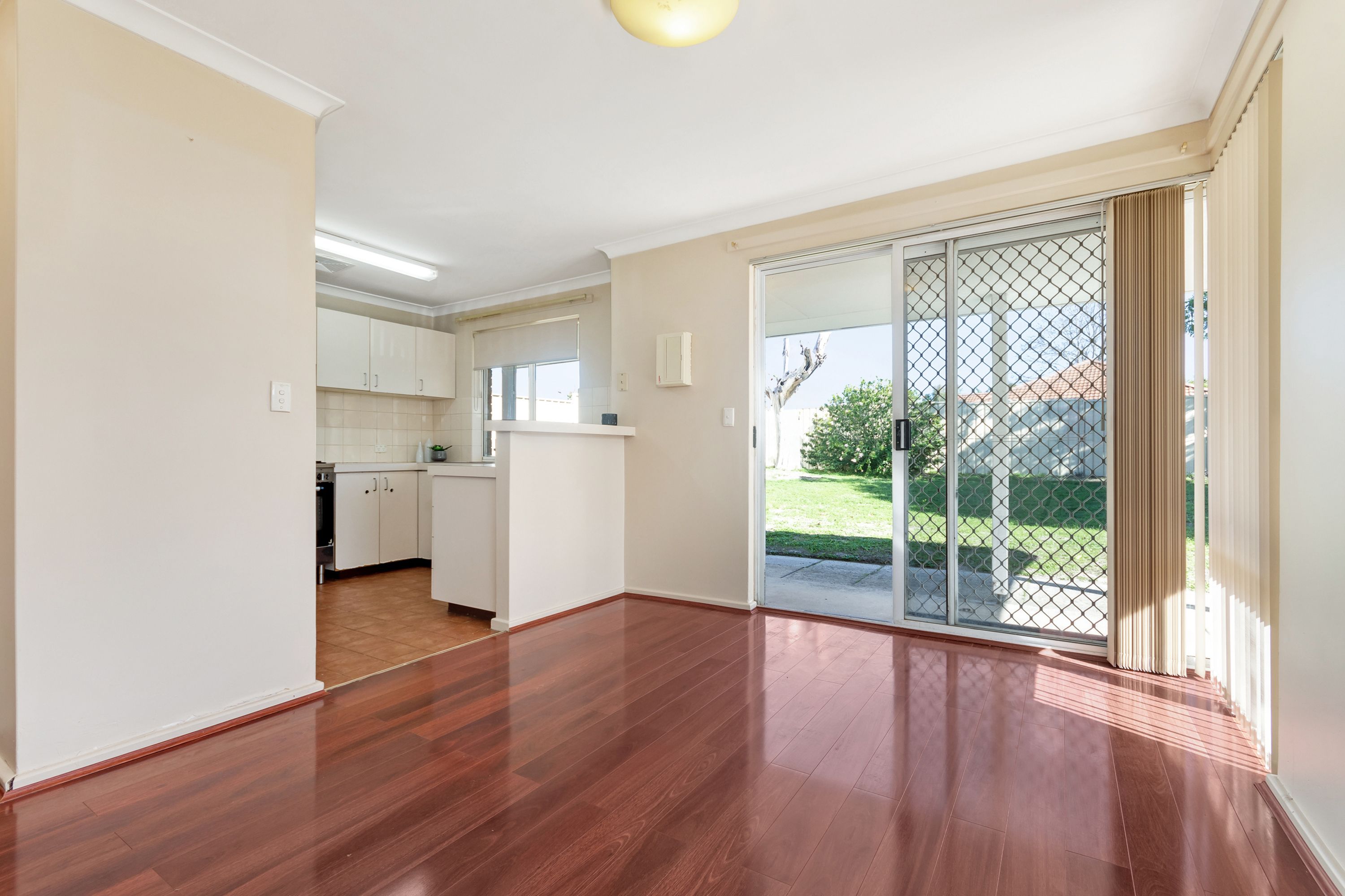 5 Sutton Court — photo 5 of 21