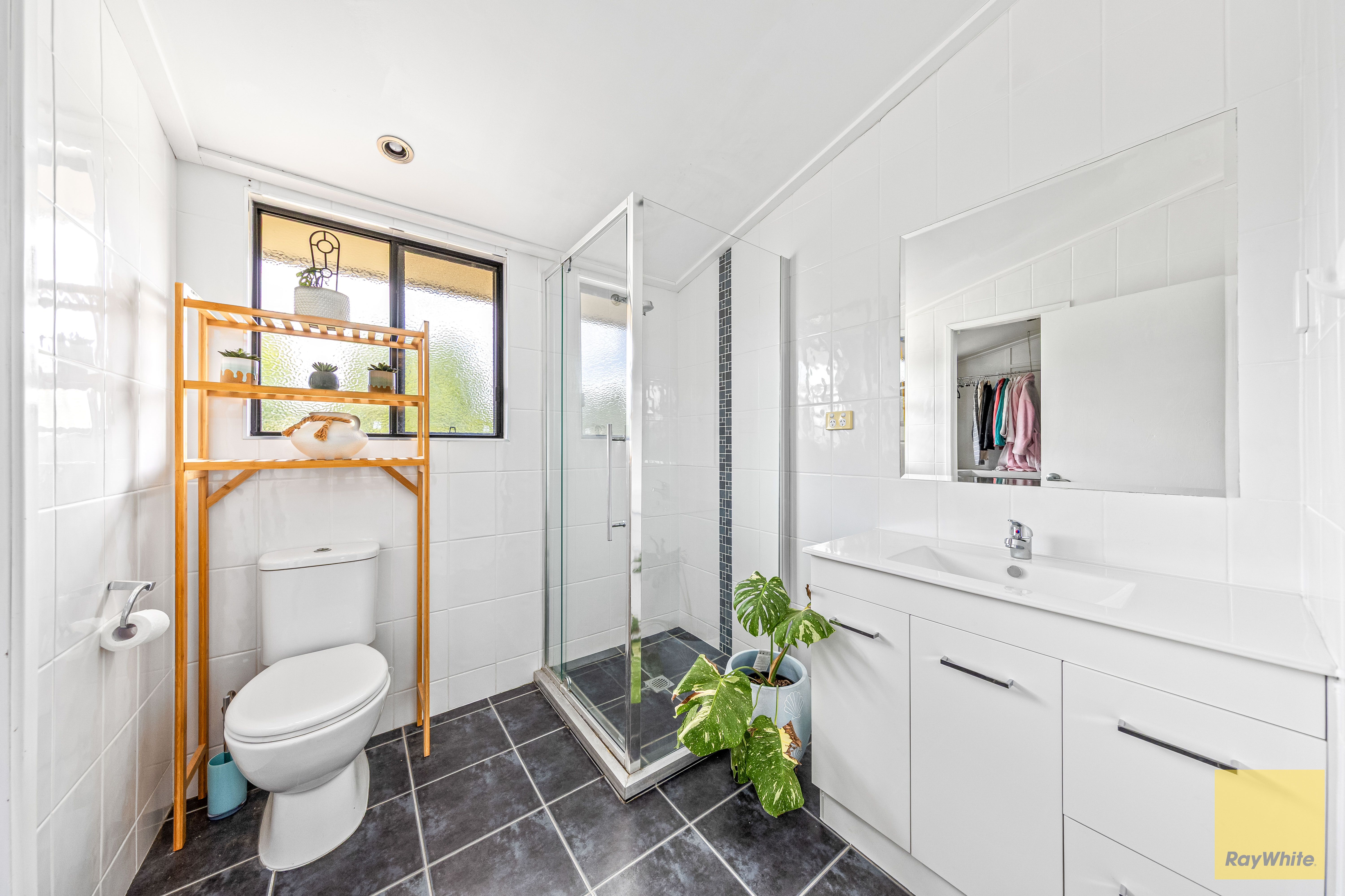 3B Roberts Street — photo 13 of 26