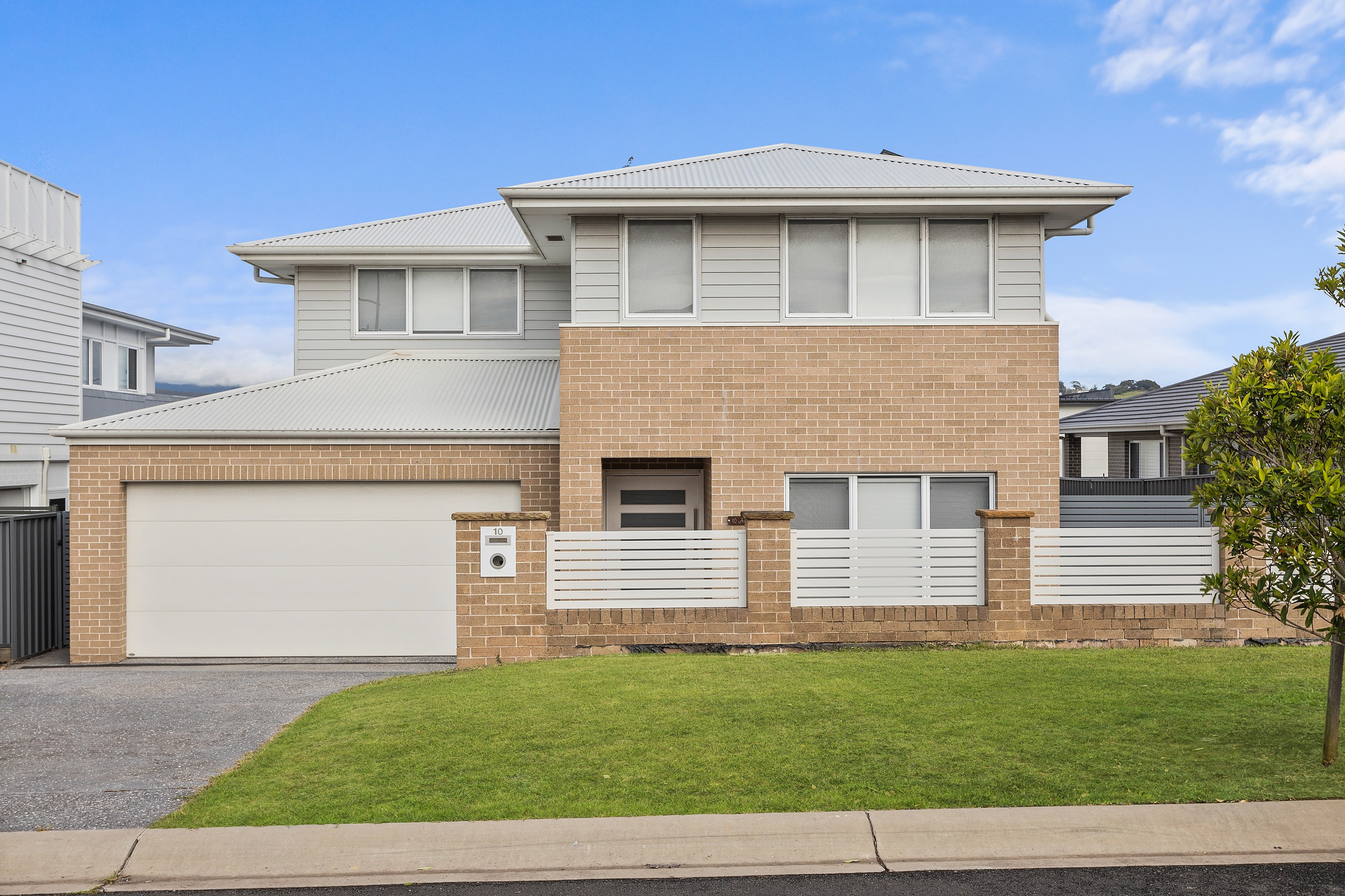 10 Aurora Avenue, Dunmore, NSW 2529