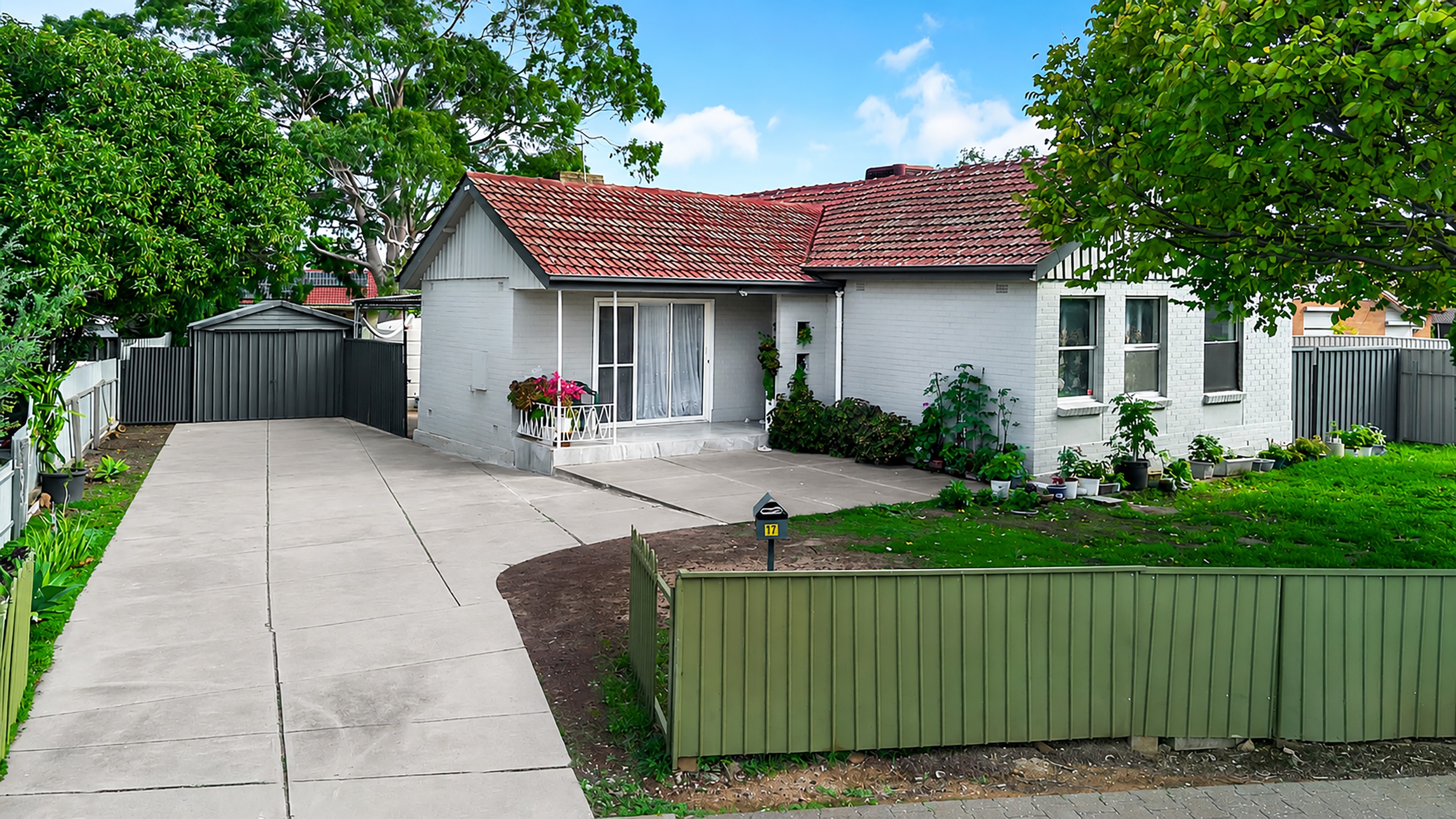 17 Peacock Road, Elizabeth Downs, SA 5113