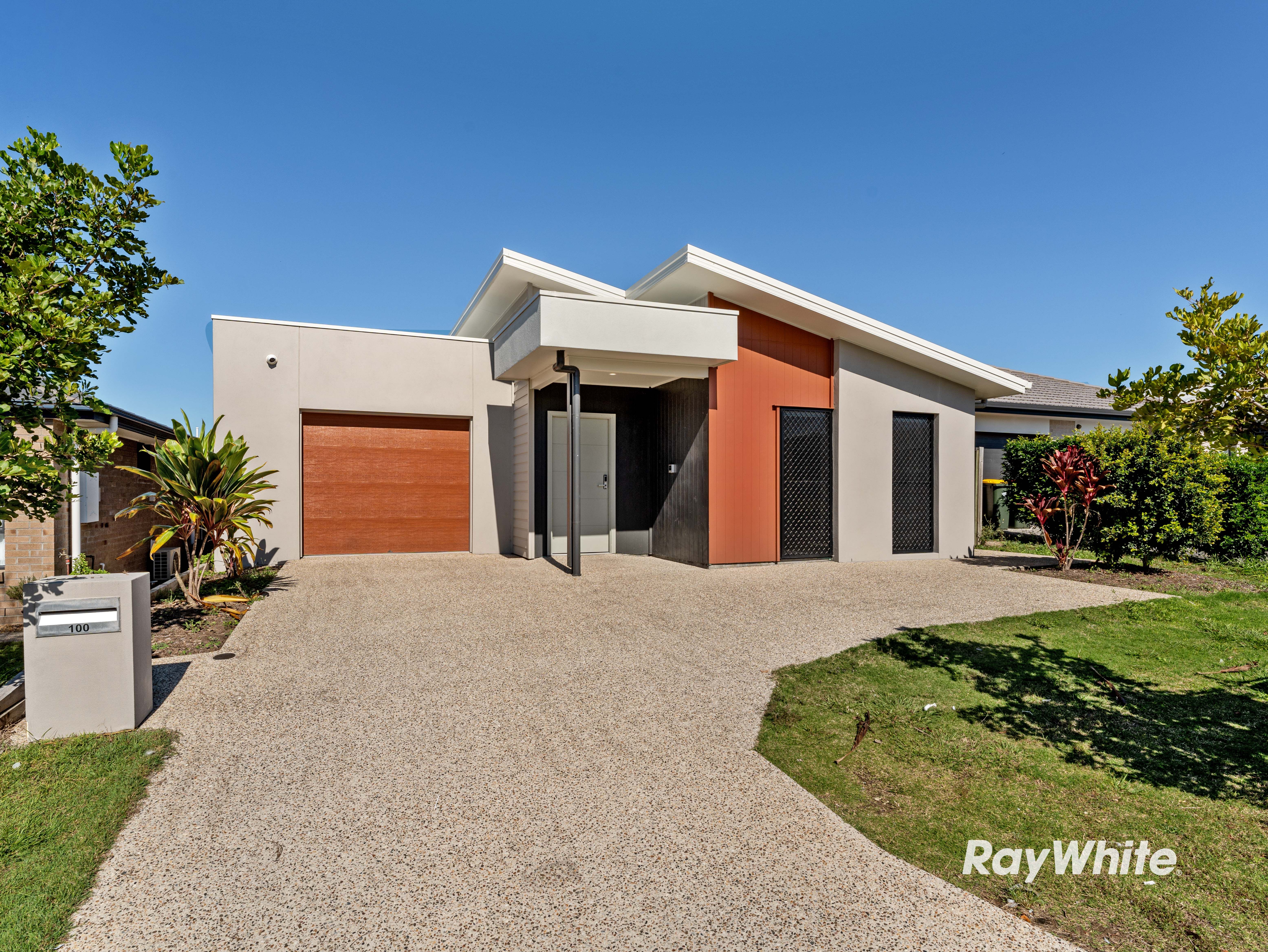 100 Mercy Circuit, Park Ridge, QLD 4125