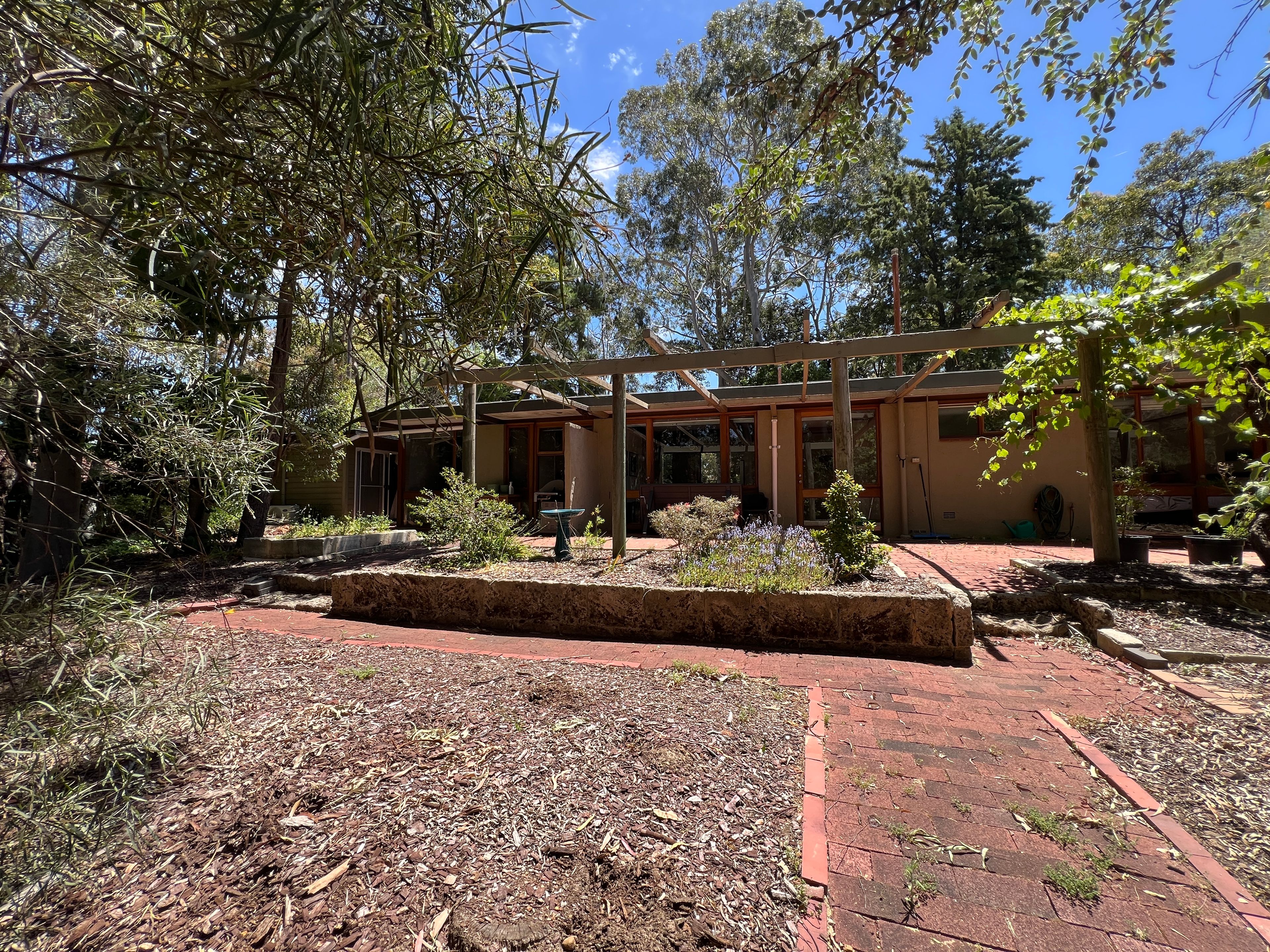 9 Warlingham Drive, Lesmurdie, WA 6076