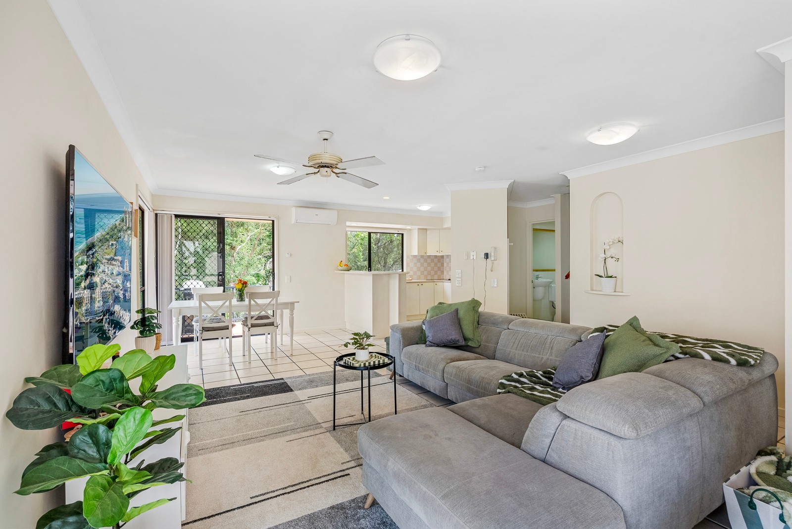 2401/22-34 Glenside Drive, Robina, QLD 4226