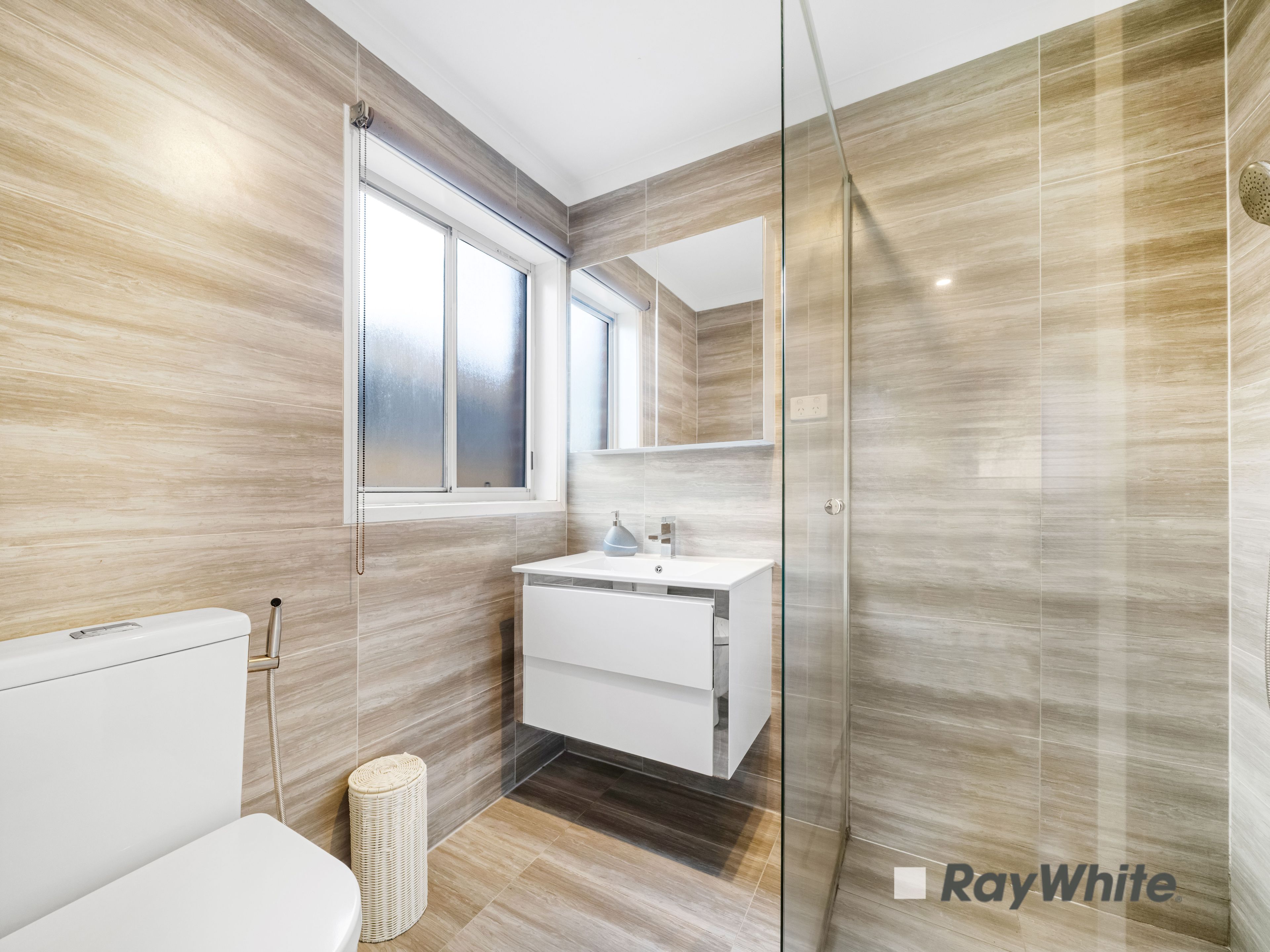10 Frederick Rise — photo 12 of 26
