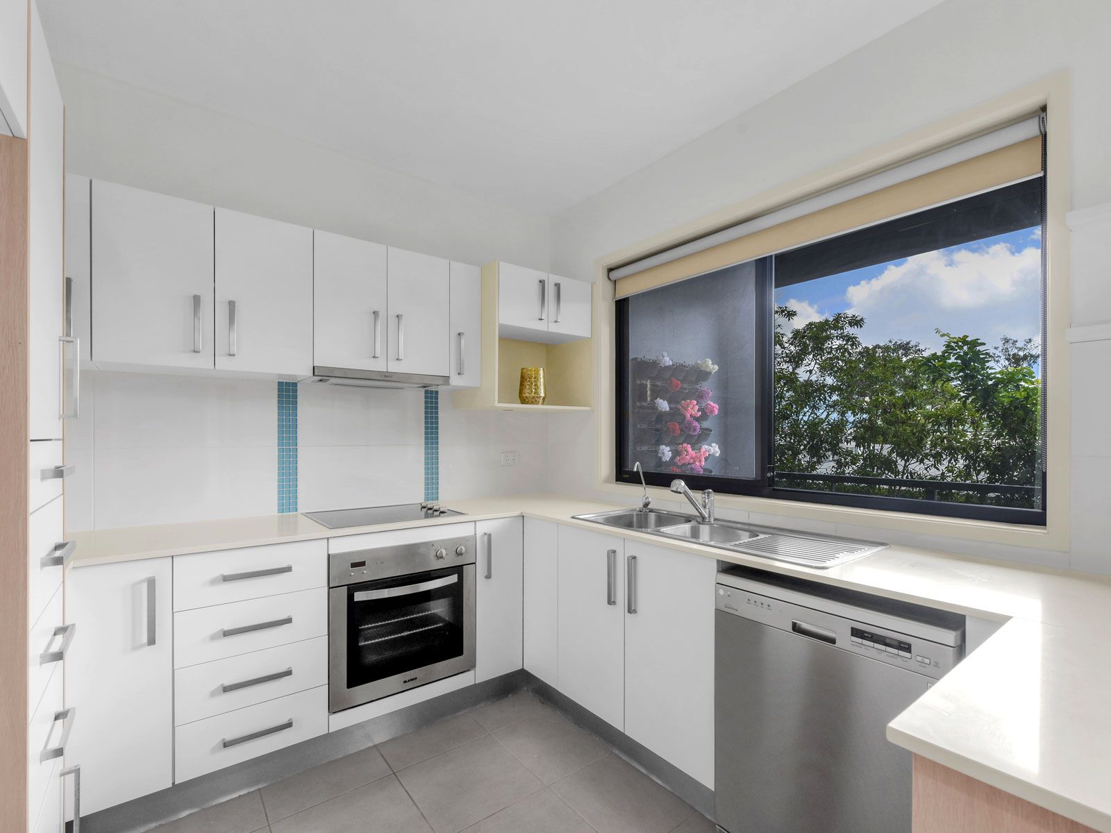 28 Hood Street, Sherwood QLD 4075