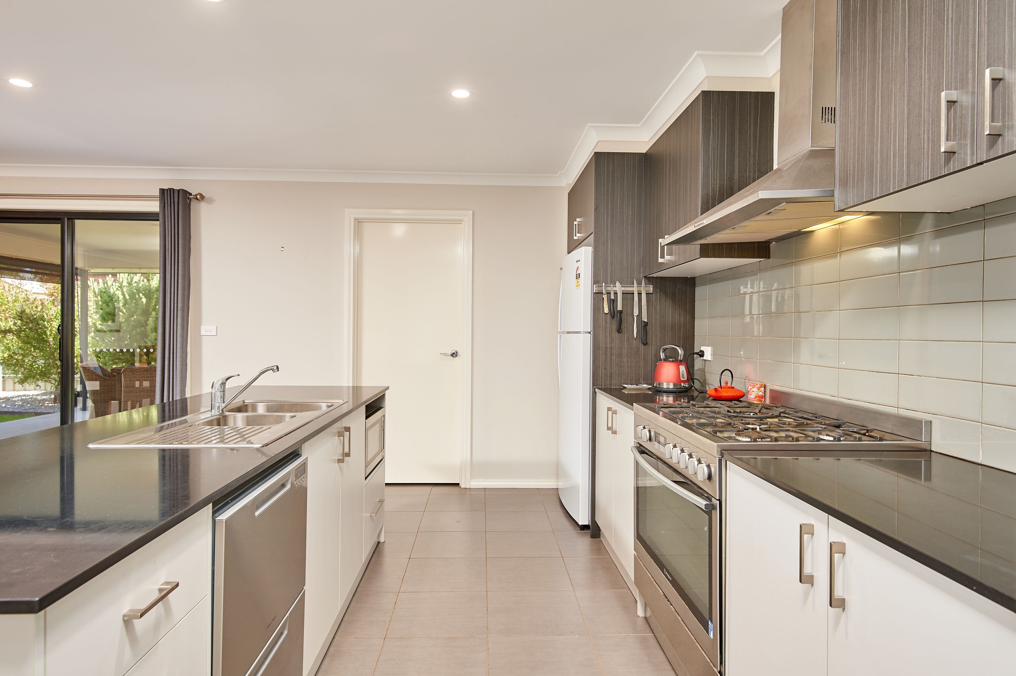 66 Lewis Street, Coolamon, NSW 2701