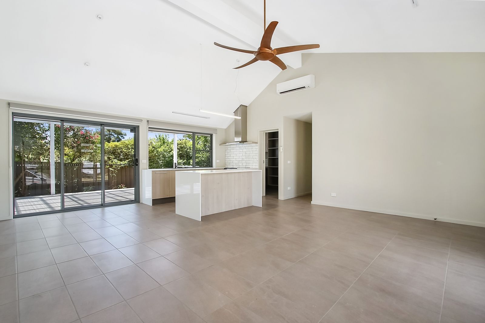 2/690 Wilkinson Street, Albury, NSW 2640
