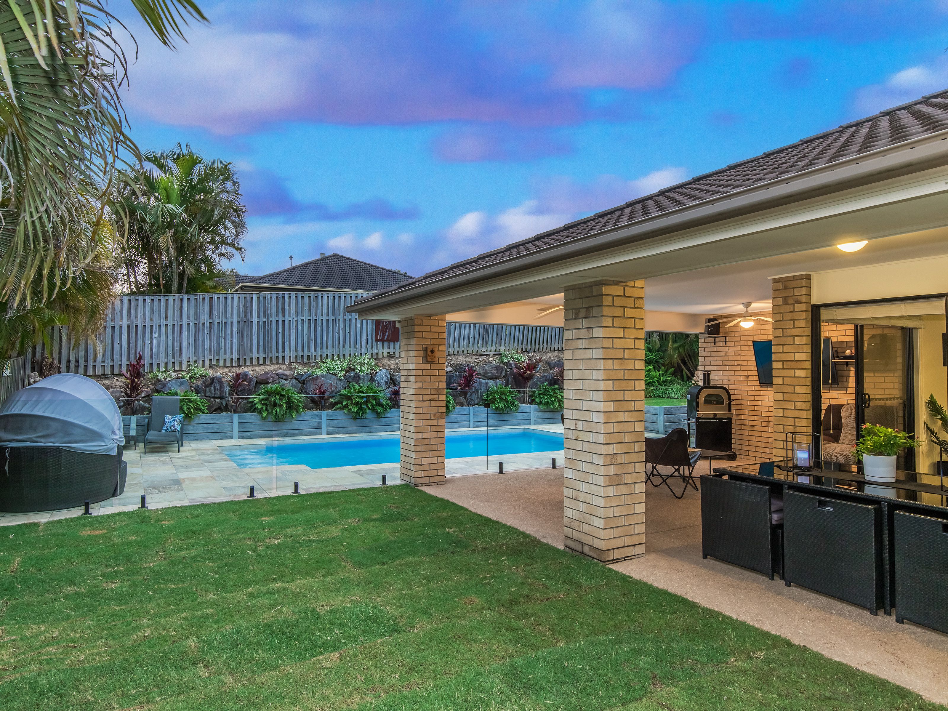 10 McRae Circuit, Pacific Pines, QLD 4211
