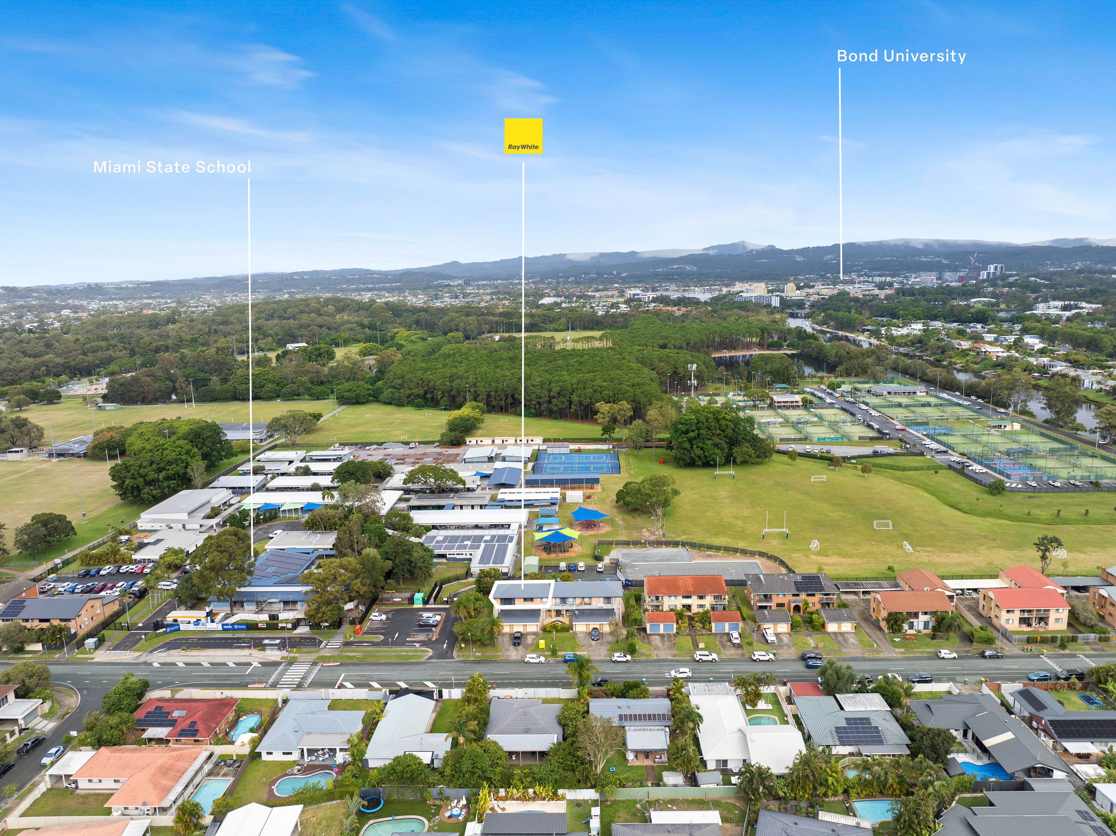 4/40 Oceanic Drive — photo 15 of 17
