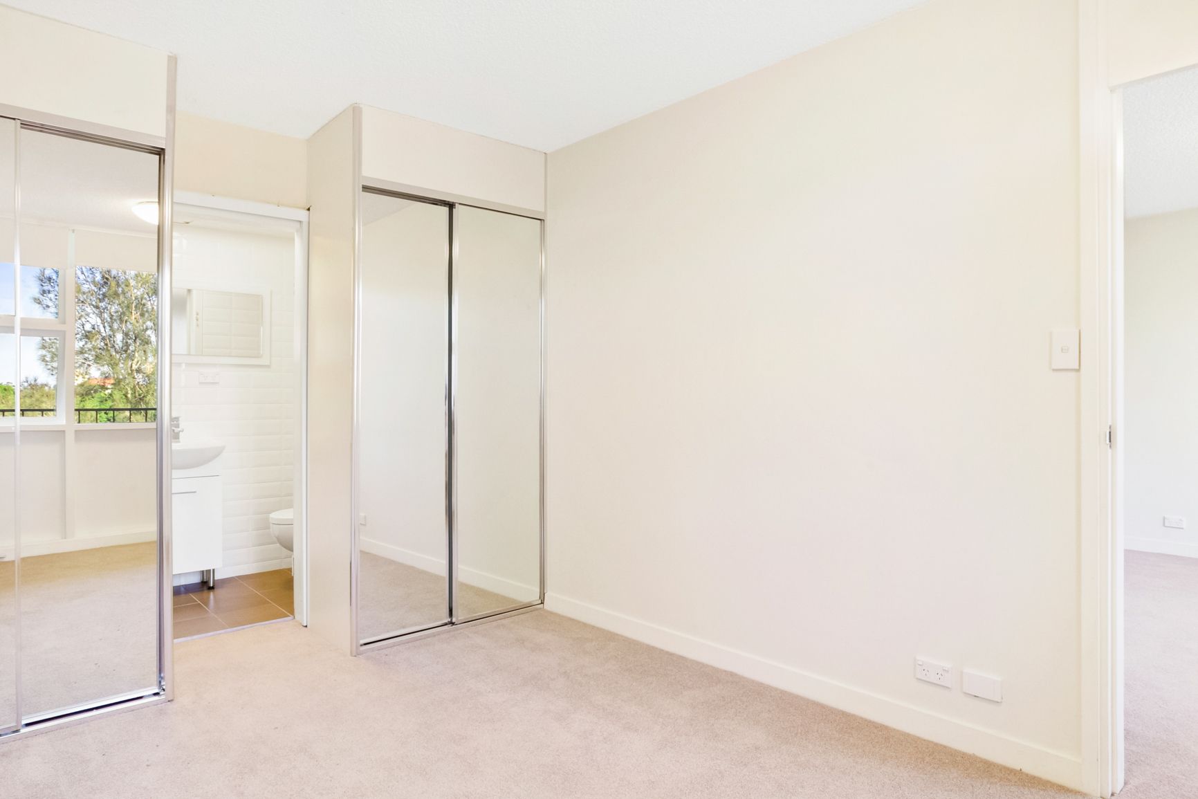 203/22 Doris Street, North Sydney, NSW 2060 Sold Unit Ray White AY