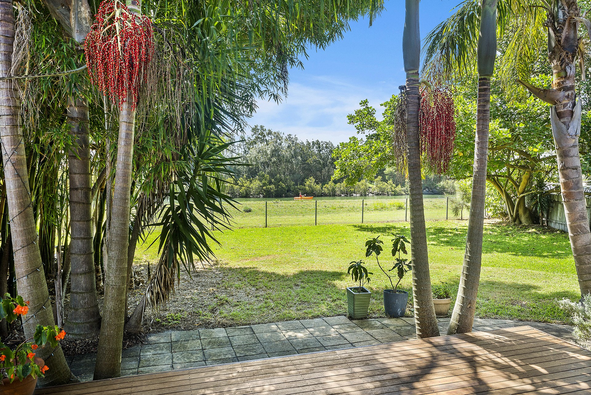 27 Headland Parade, Barrack Point, NSW 2528