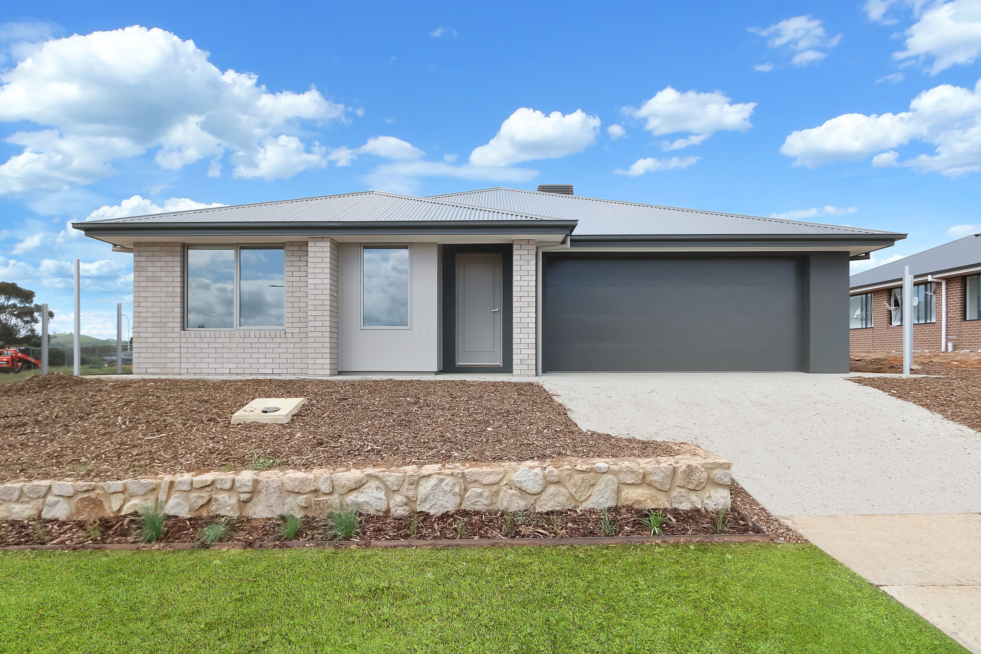 26 Bagurra Street, Thurgoona, NSW 2640