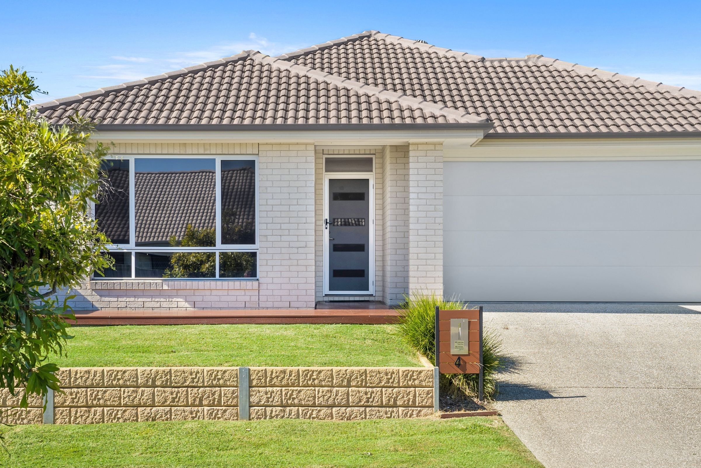 4 Gair Street, North Lakes, QLD 4509