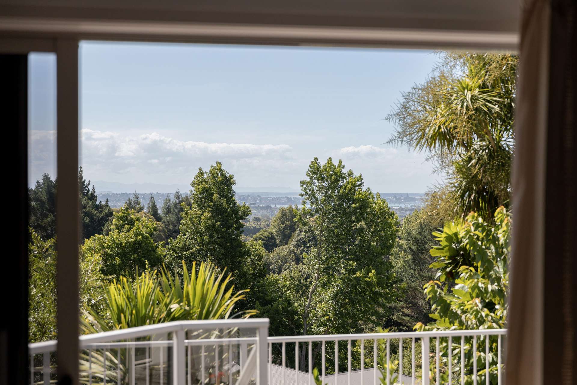 8 Waiorakei Way photo 1